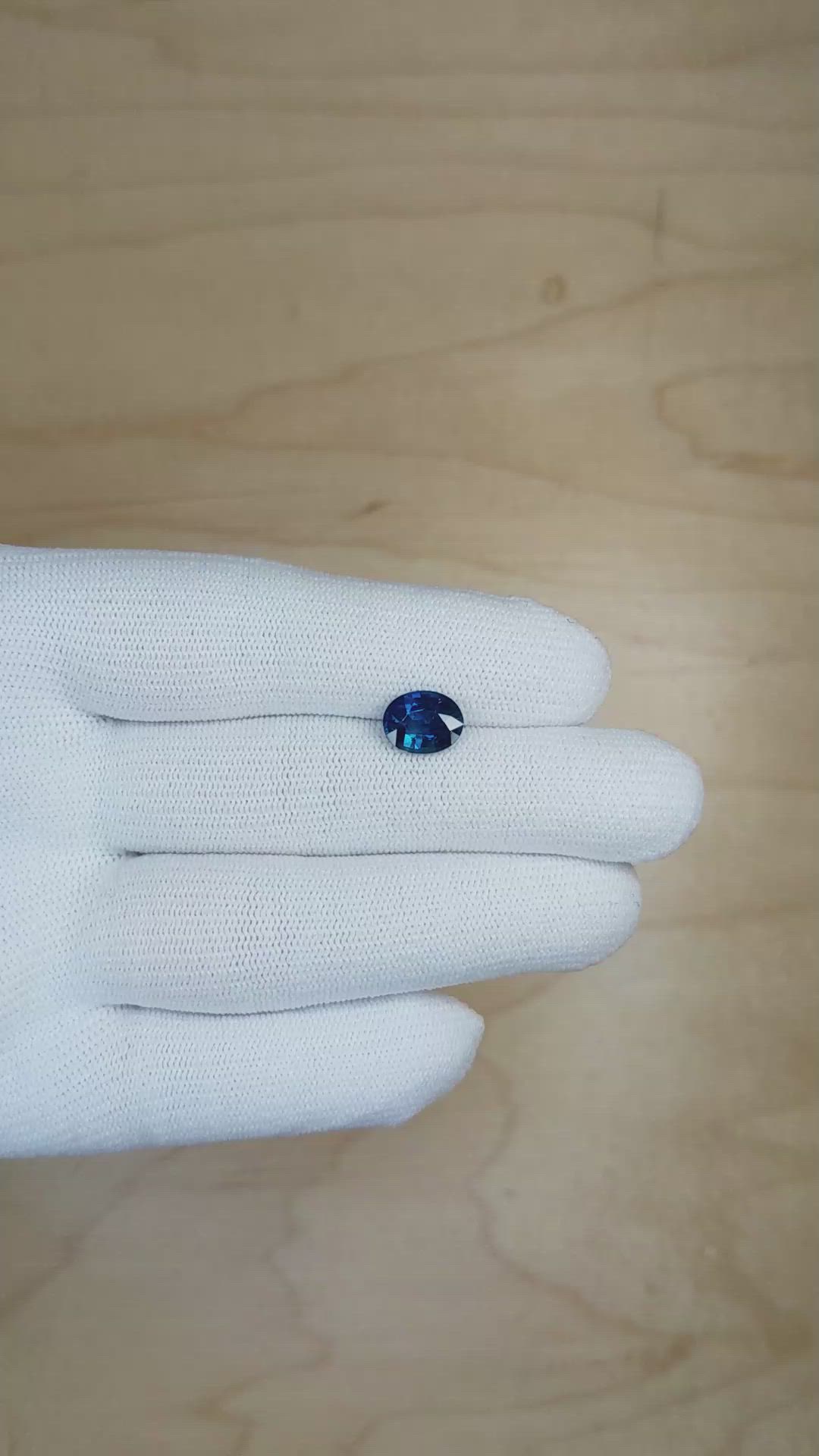 2.26 Ct. Blue Sapphire from Ceylon (Sri Lanka) Size Video