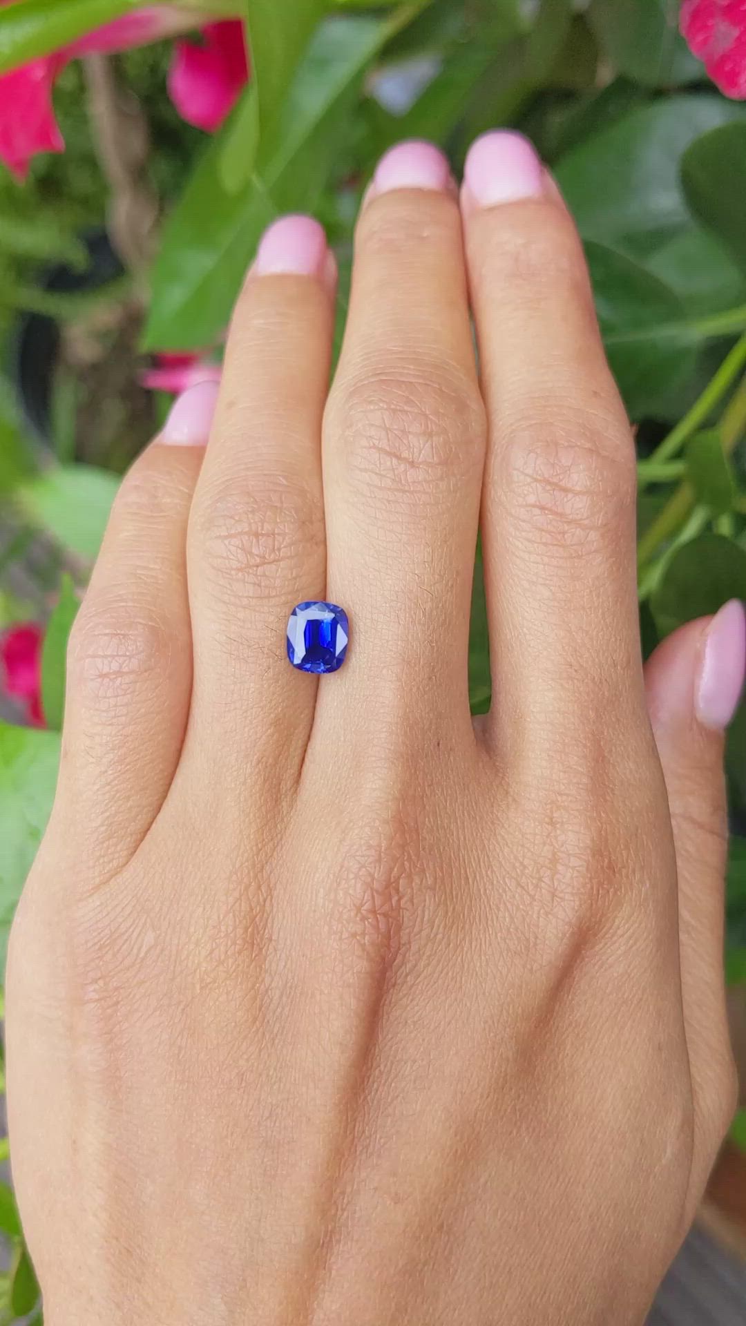2.16 Ct. Blue Sapphire from Ceylon (Sri Lanka) Size Video