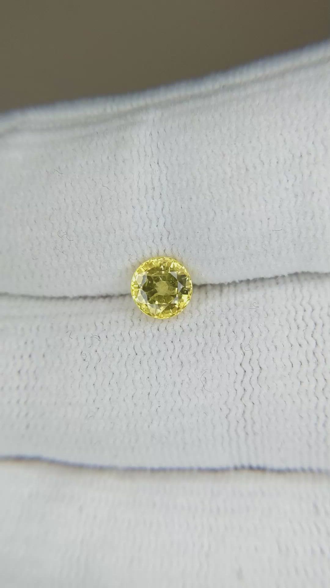 0.95 Ct. Yellow Sapphire from Ceylon (Sri Lanka) Size Video