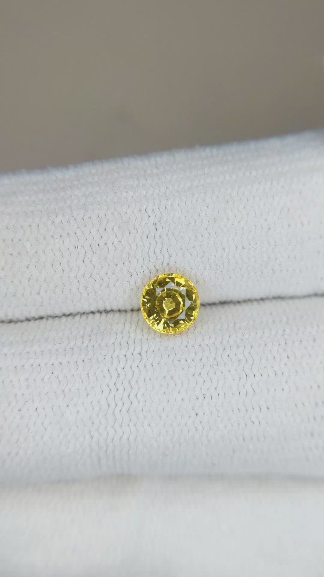 0.87 Ct. Orangish Yellow Sapphire from Ceylon (Sri Lanka) Size Video