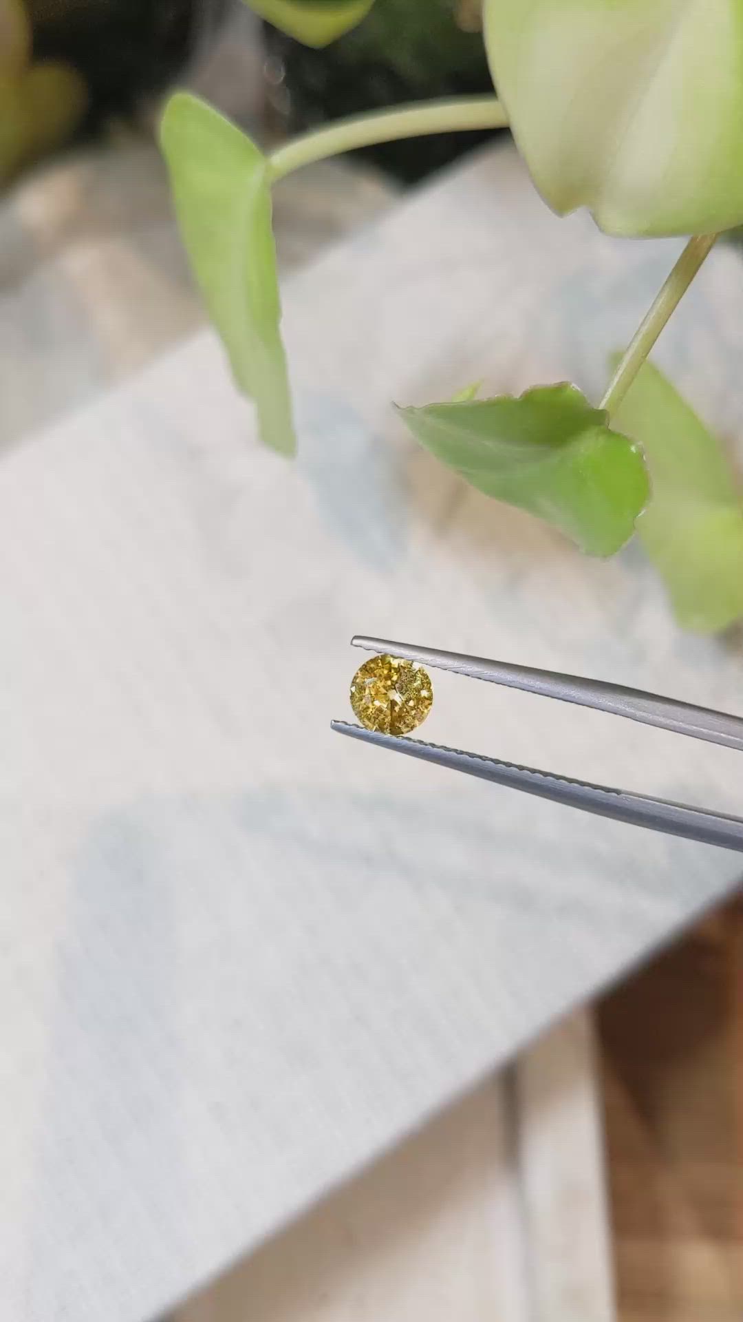 0.80 Ct. Orangish Yellow Sapphire from Ceylon (Sri Lanka) Size Video