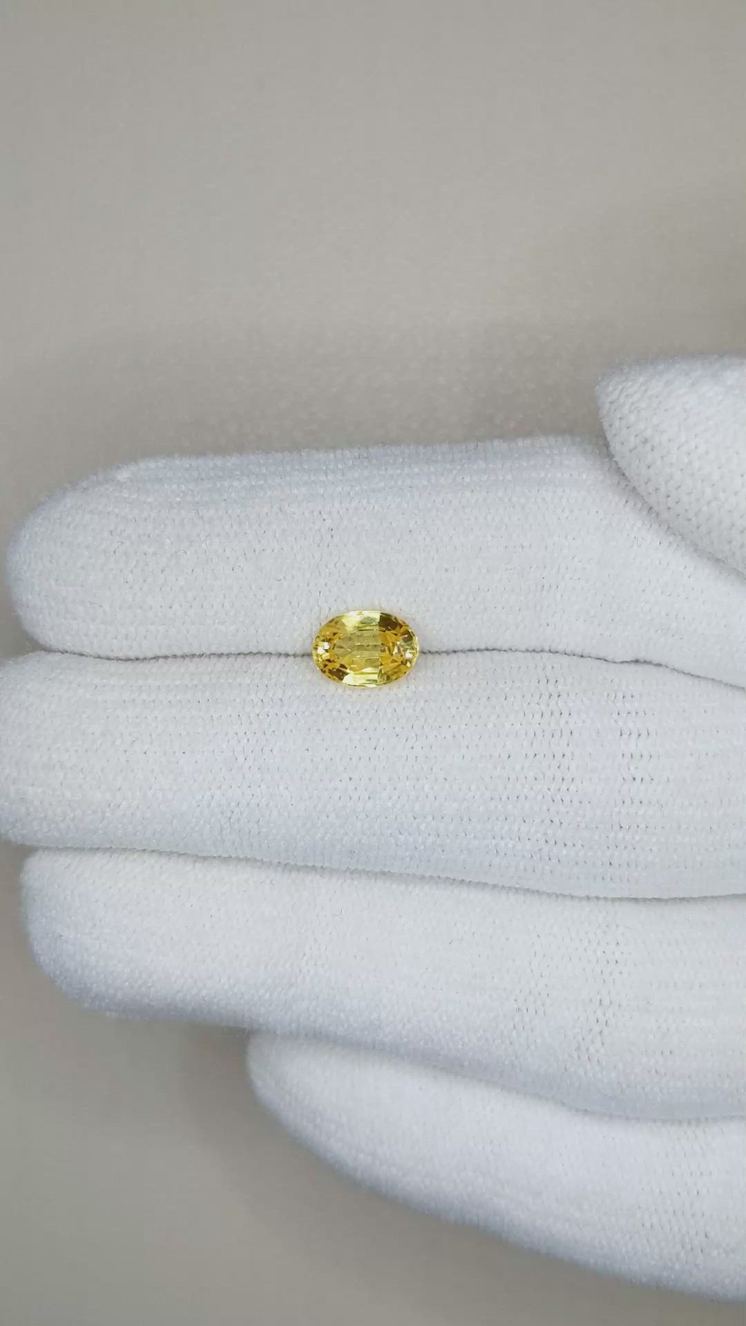 1.15 Ct. Yellow Sapphire from Ceylon (Sri Lanka) Size Video