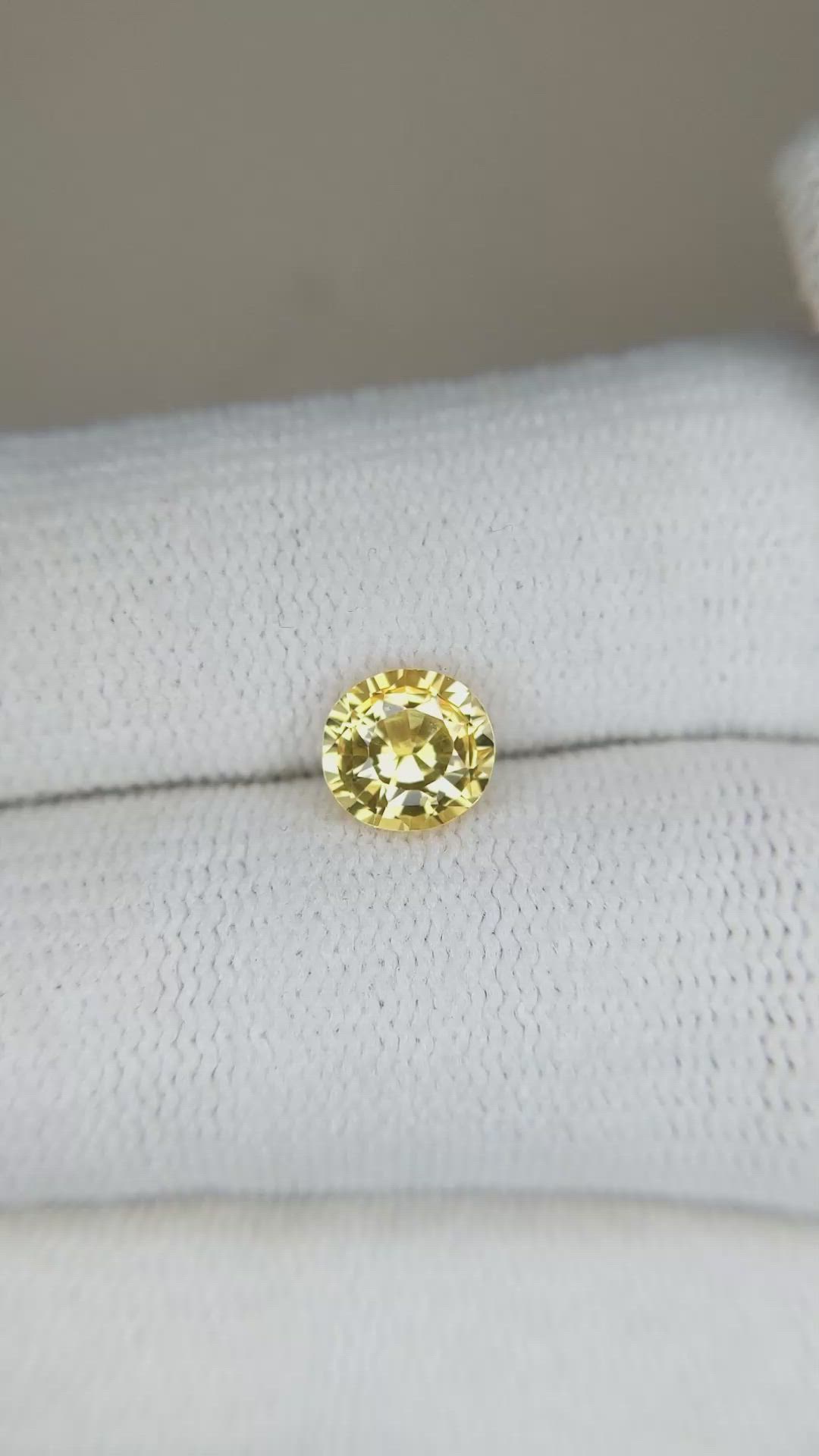 1.12 Ct. Orangish Yellow Sapphire from Ceylon (Sri Lanka) Size Video