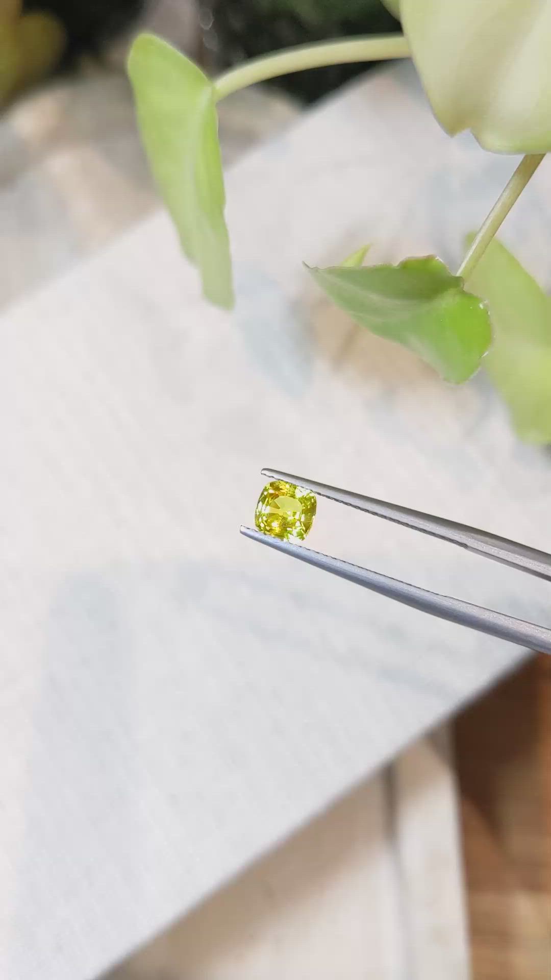 0.95 Ct. Yellow Sapphire from Ceylon (Sri Lanka) Size Video