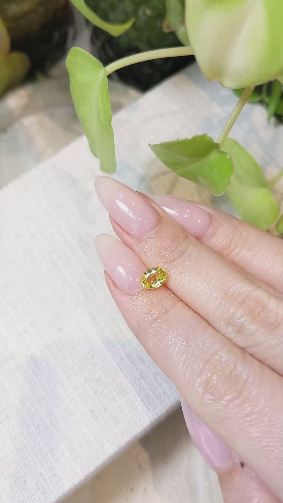 0.83 Ct. Yellow Sapphire from Ceylon (Sri Lanka) Size Video