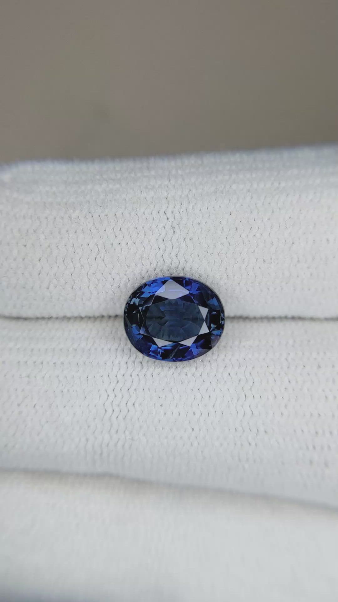 2.60 Ct. Blue Sapphire from Ceylon (Sri Lanka) Size Video