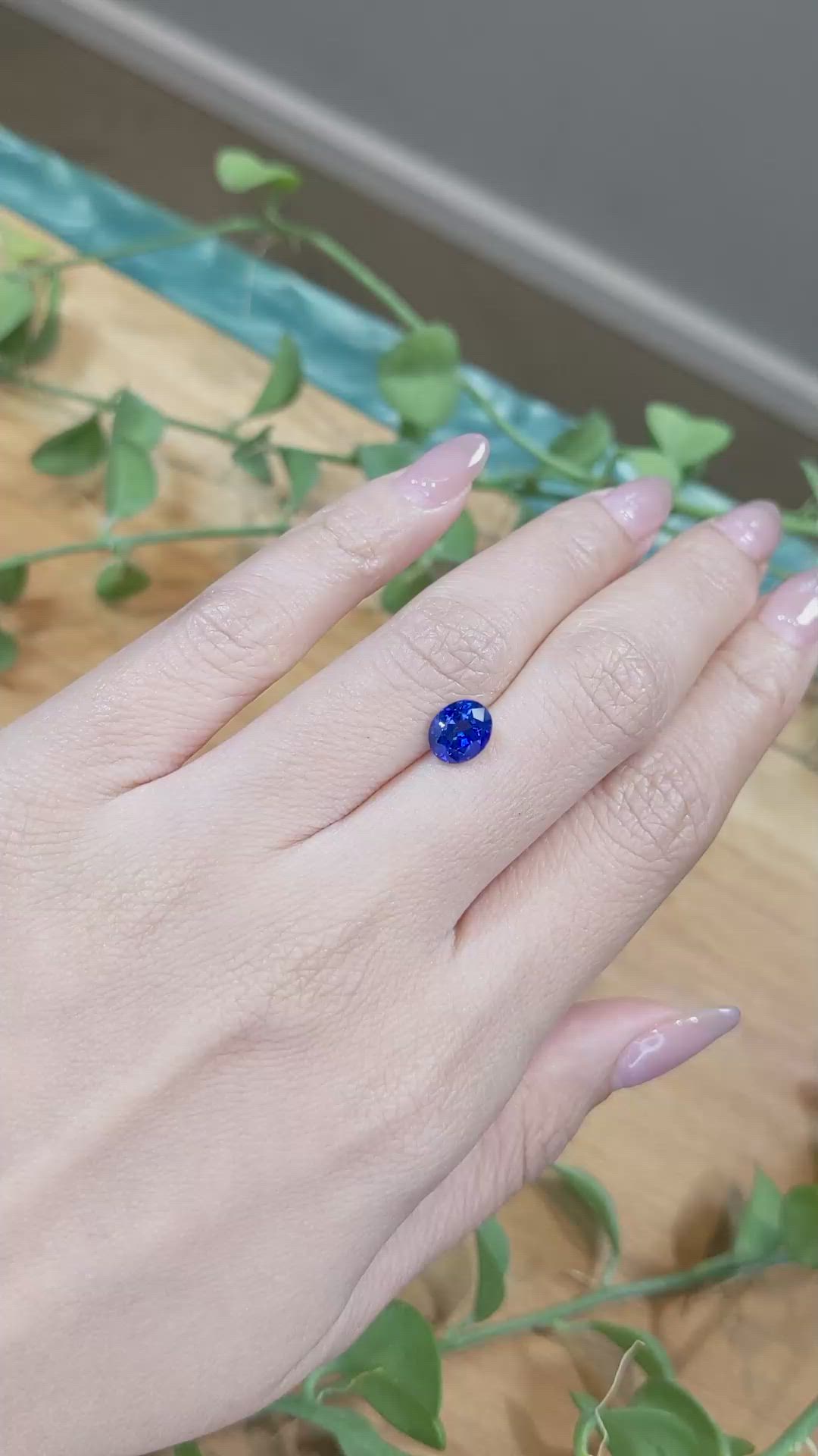 2.01 Ct. Blue Sapphire from Ceylon (Sri Lanka) Size Video