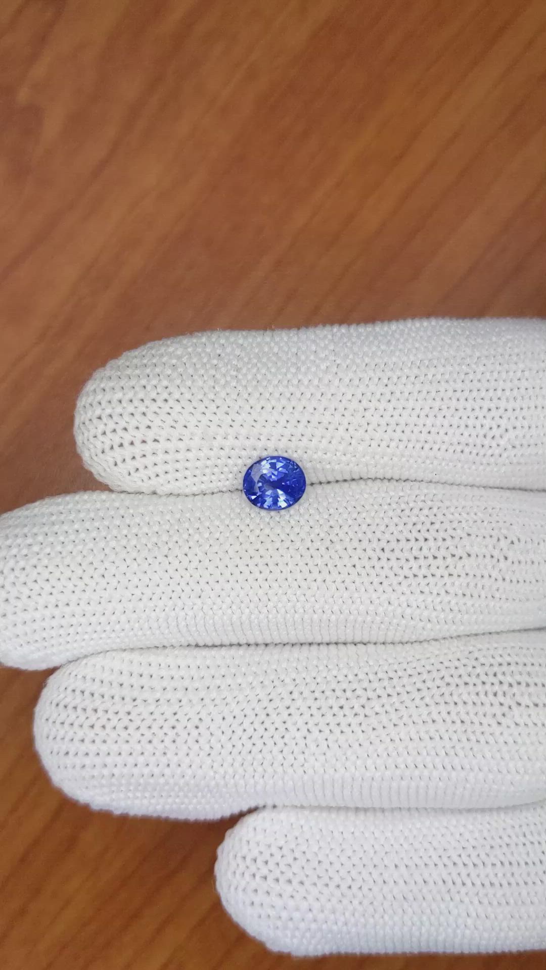 0.99 Ct. Blue Sapphire from Ceylon (Sri Lanka) Size Video