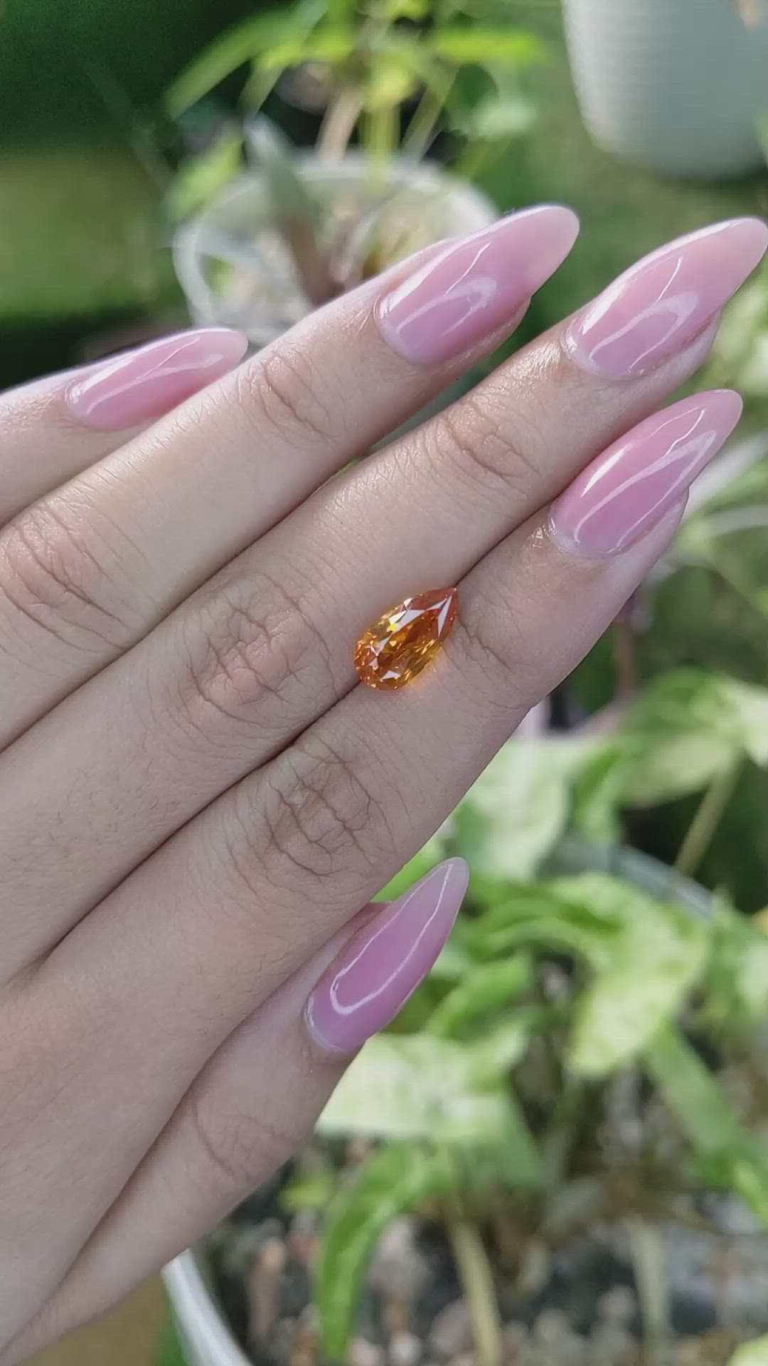 3.12 Ct. Orange Sapphire from Ceylon (Sri Lanka) Size Video