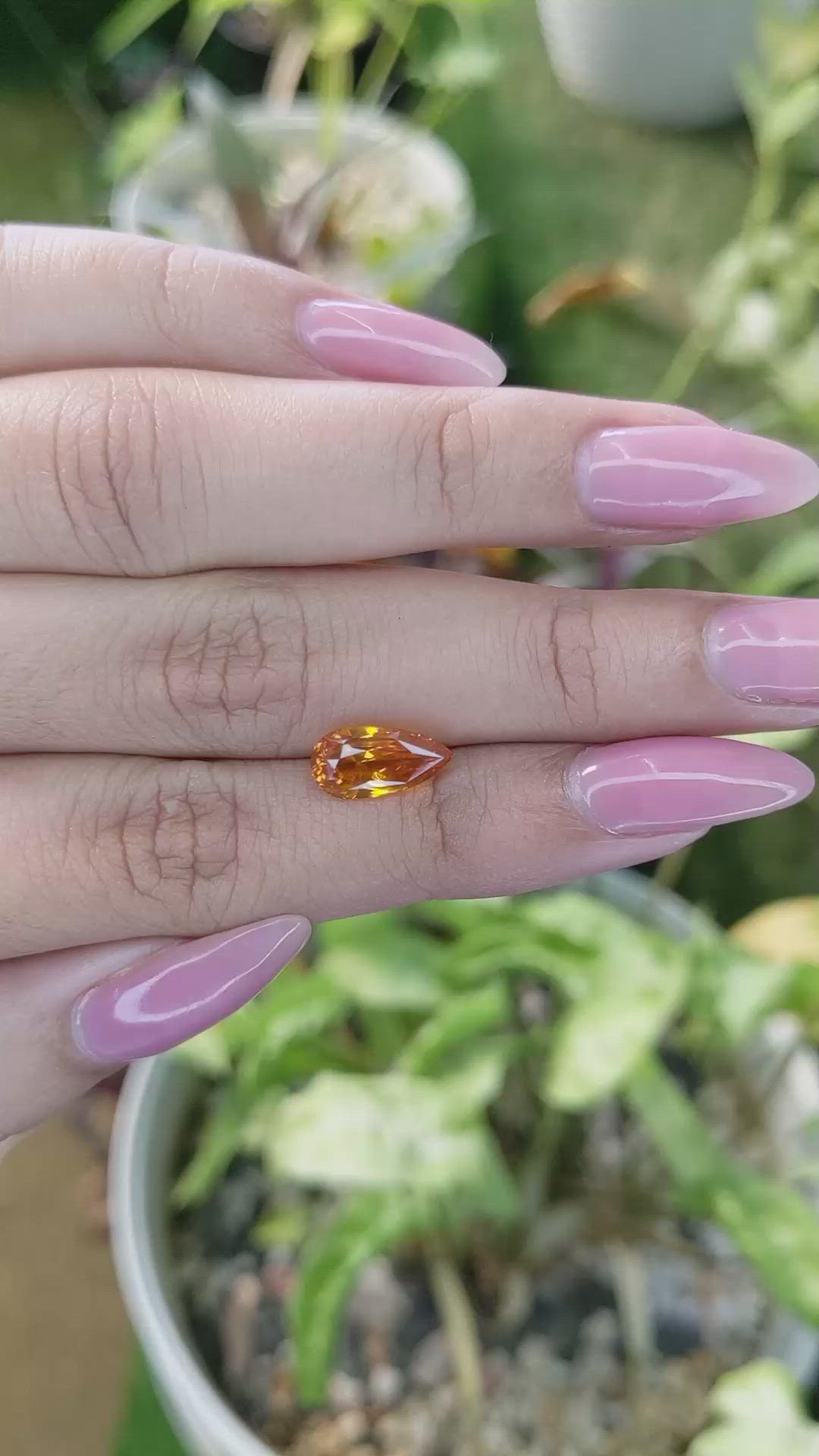 3.12 Ct. Orange Sapphire from Ceylon (Sri Lanka) Size Video