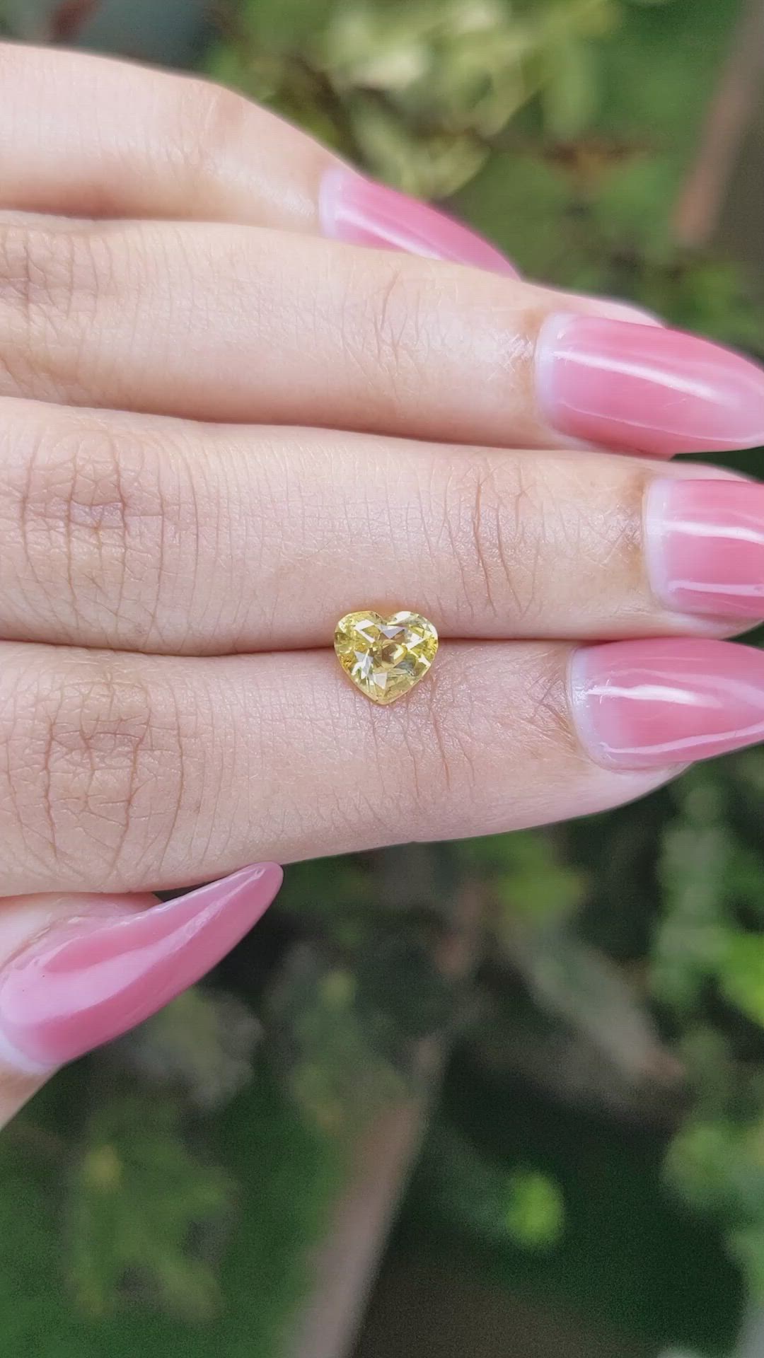 1.25 Ct. Yellow Sapphire from Ceylon (Sri Lanka) Size Video