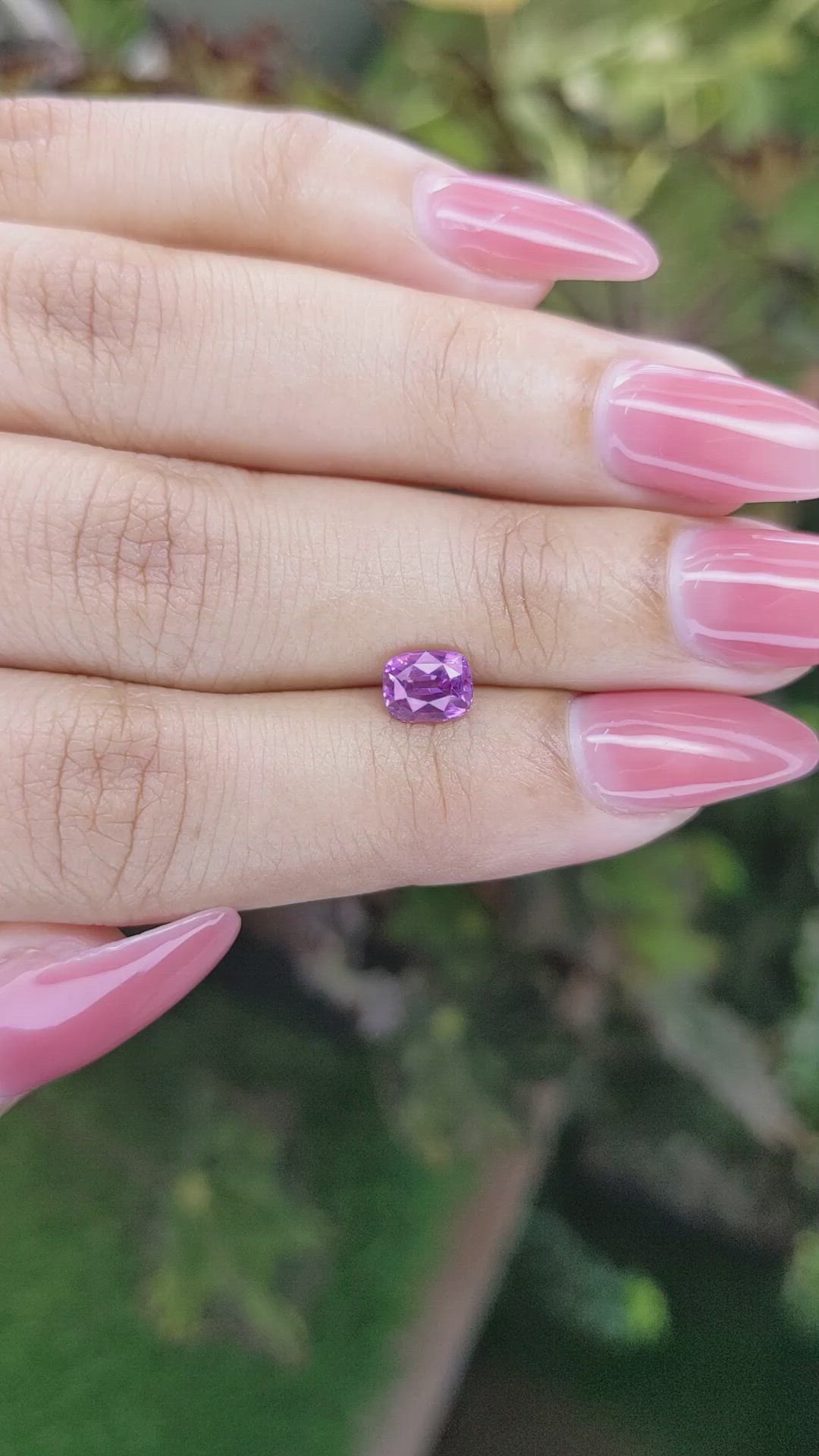 1.11 Ct. Pinkish Purple Sapphire from Ceylon (Sri Lanka) Size Video