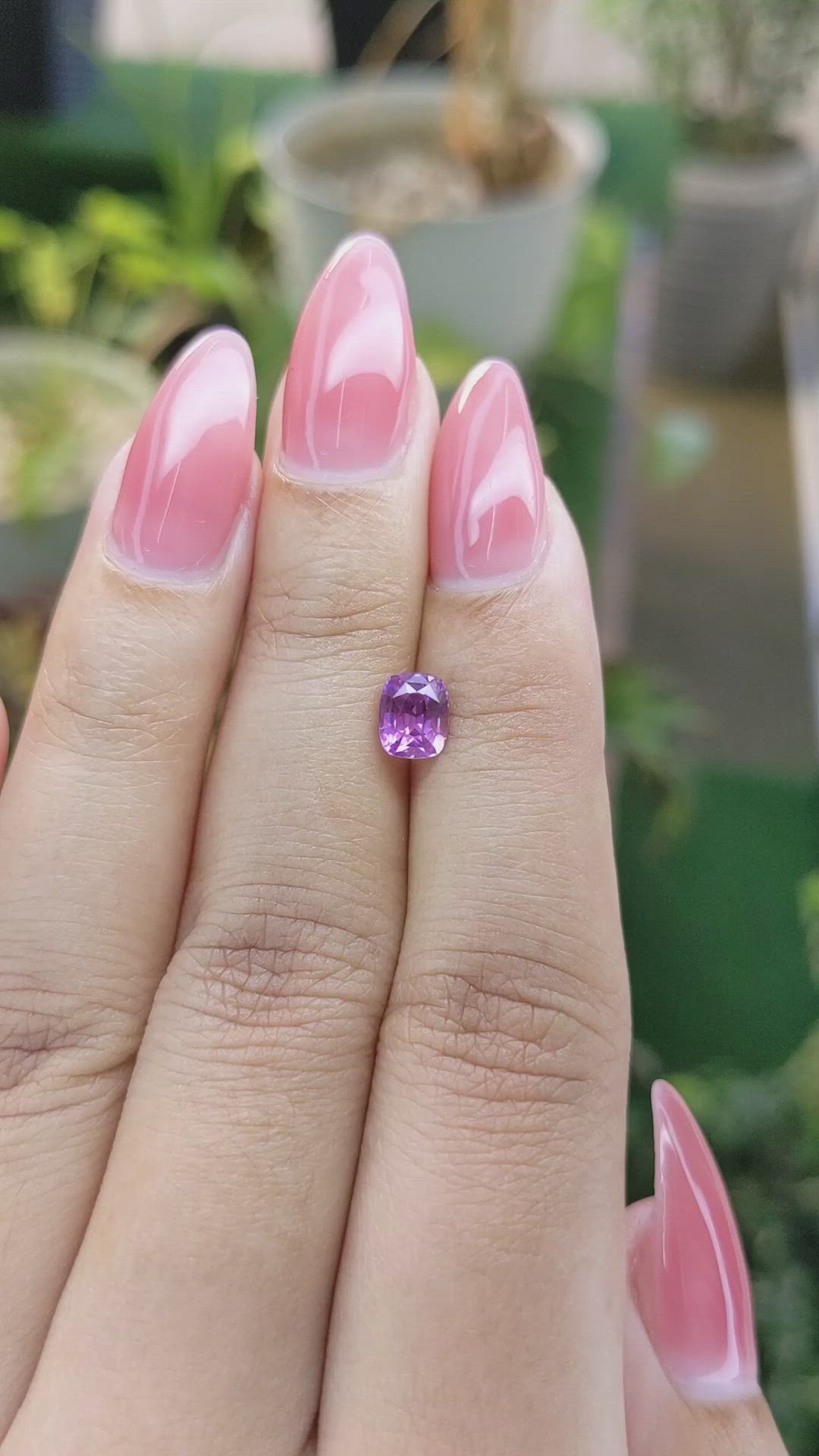 1.11 Ct. Pinkish Purple Sapphire from Ceylon (Sri Lanka) Size Video