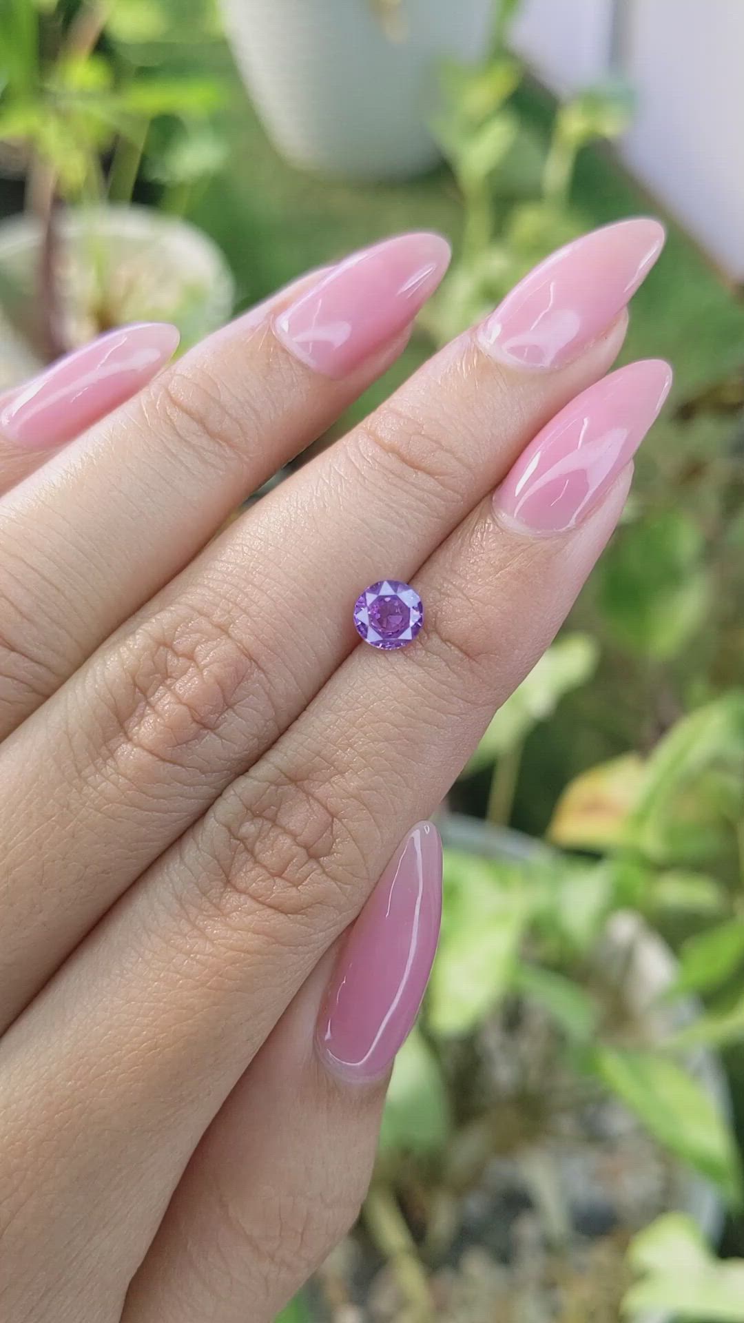 1.04 Ct. Pinkish Purple Sapphire from Ceylon (Sri Lanka) Size Video