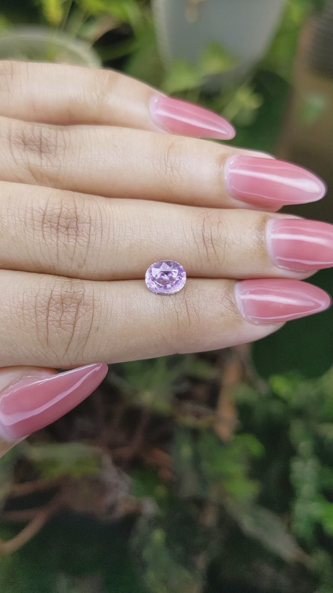 1.28 Ct. Pinkish Purple Sapphire from Ceylon (Sri Lanka) Size Video