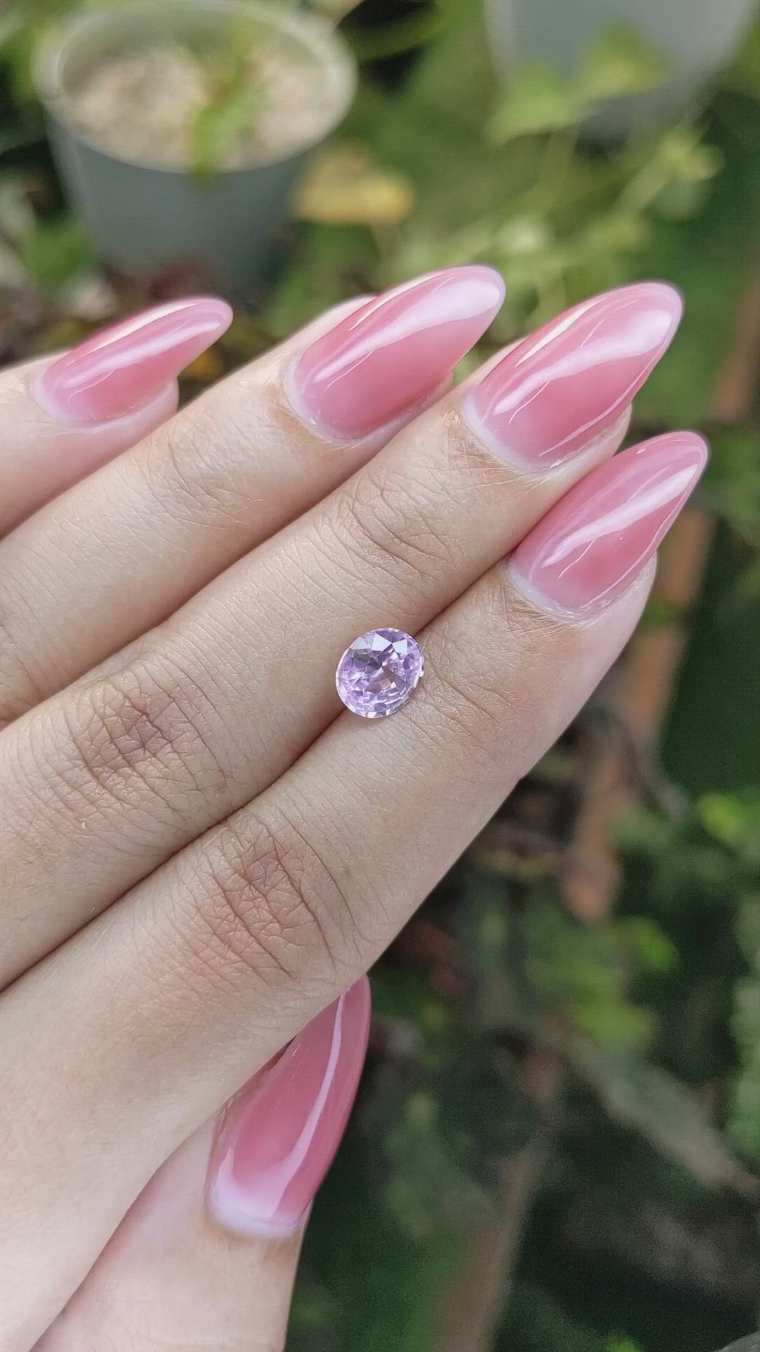 1.28 Ct. Pinkish Purple Sapphire from Ceylon (Sri Lanka) Size Video