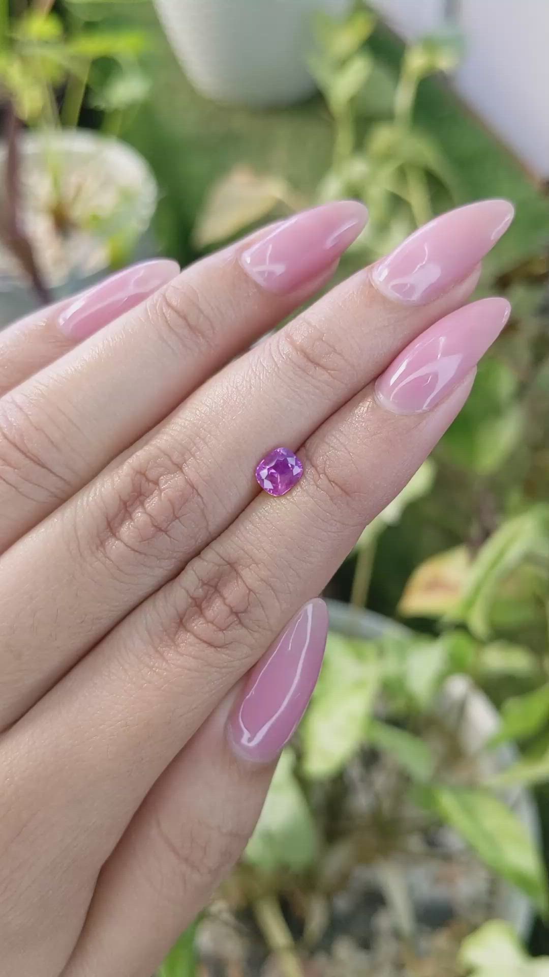 0.85 Ct. Pinkish Purple Sapphire from Ceylon (Sri Lanka) Size Video