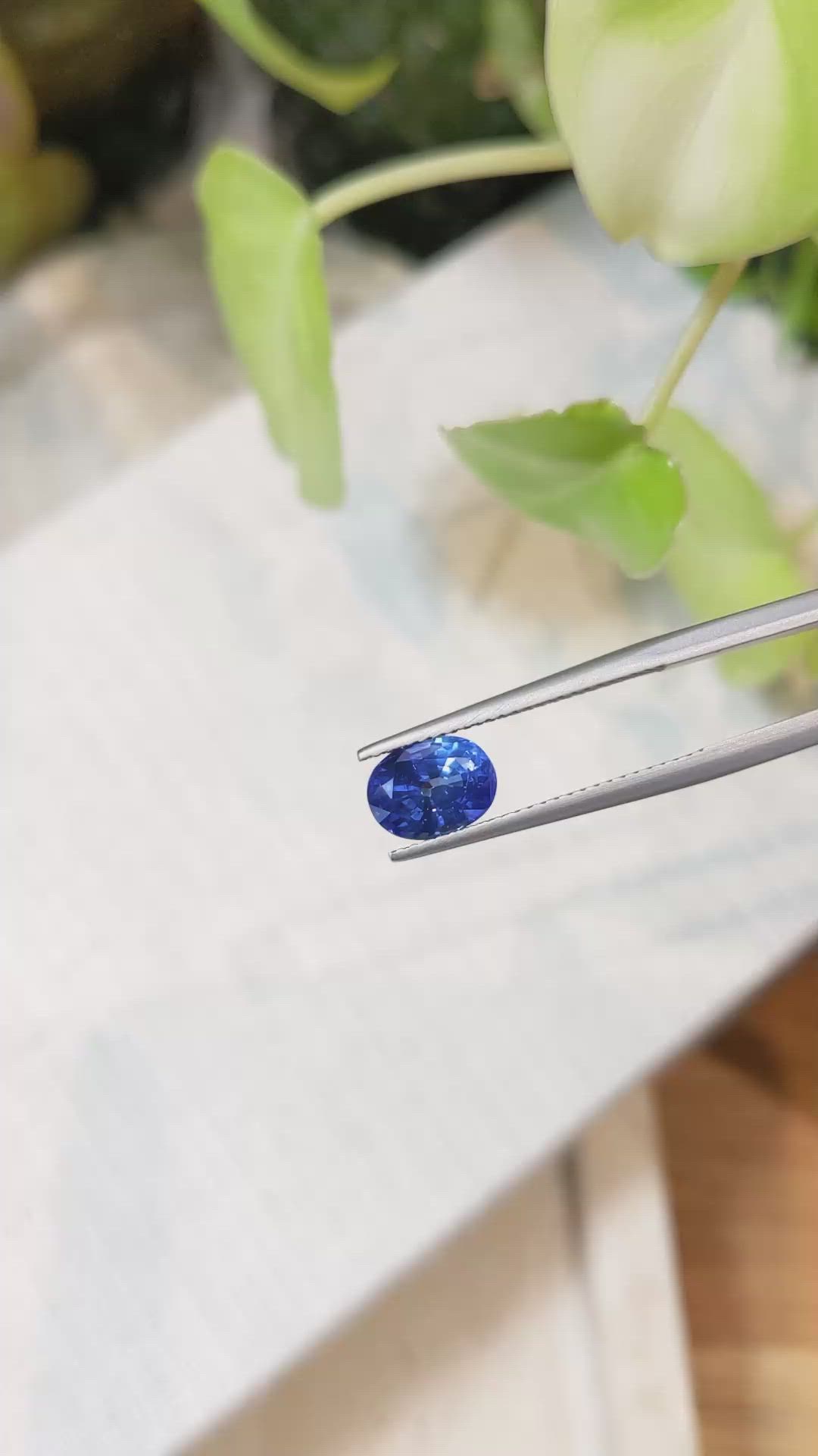 2.10 Ct. Blue Sapphire from Ceylon (Sri Lanka) Size Video