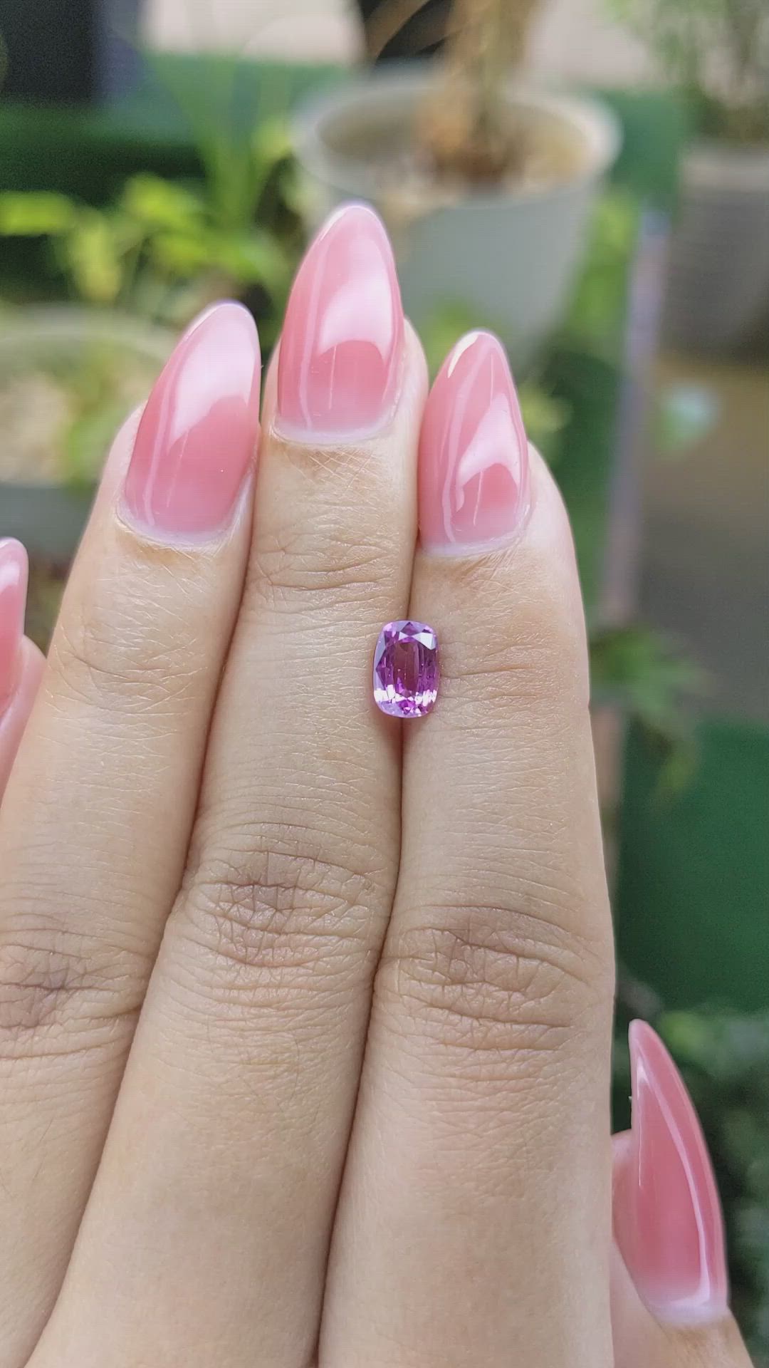 1.15 Ct. Pinkish Purple Sapphire from Ceylon (Sri Lanka) Size Video