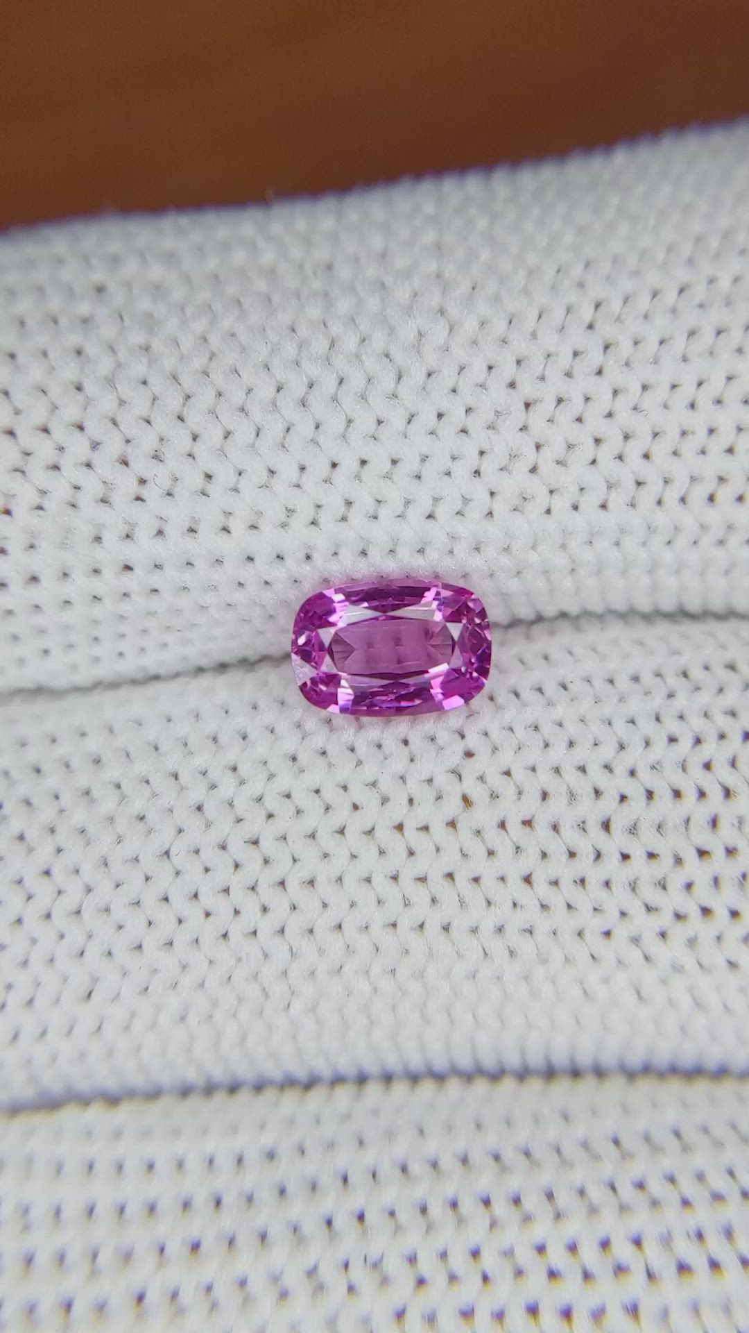 1.15 Ct. Pinkish Purple Sapphire from Ceylon (Sri Lanka) Size Video