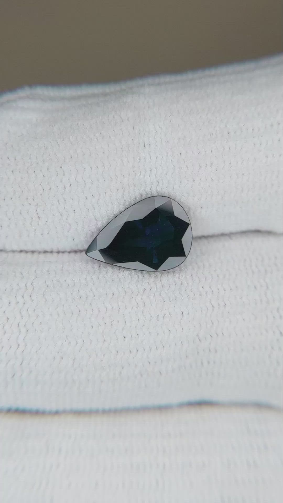 2.55 Ct. Blue Sapphire from Ceylon (Sri Lanka) Size Video
