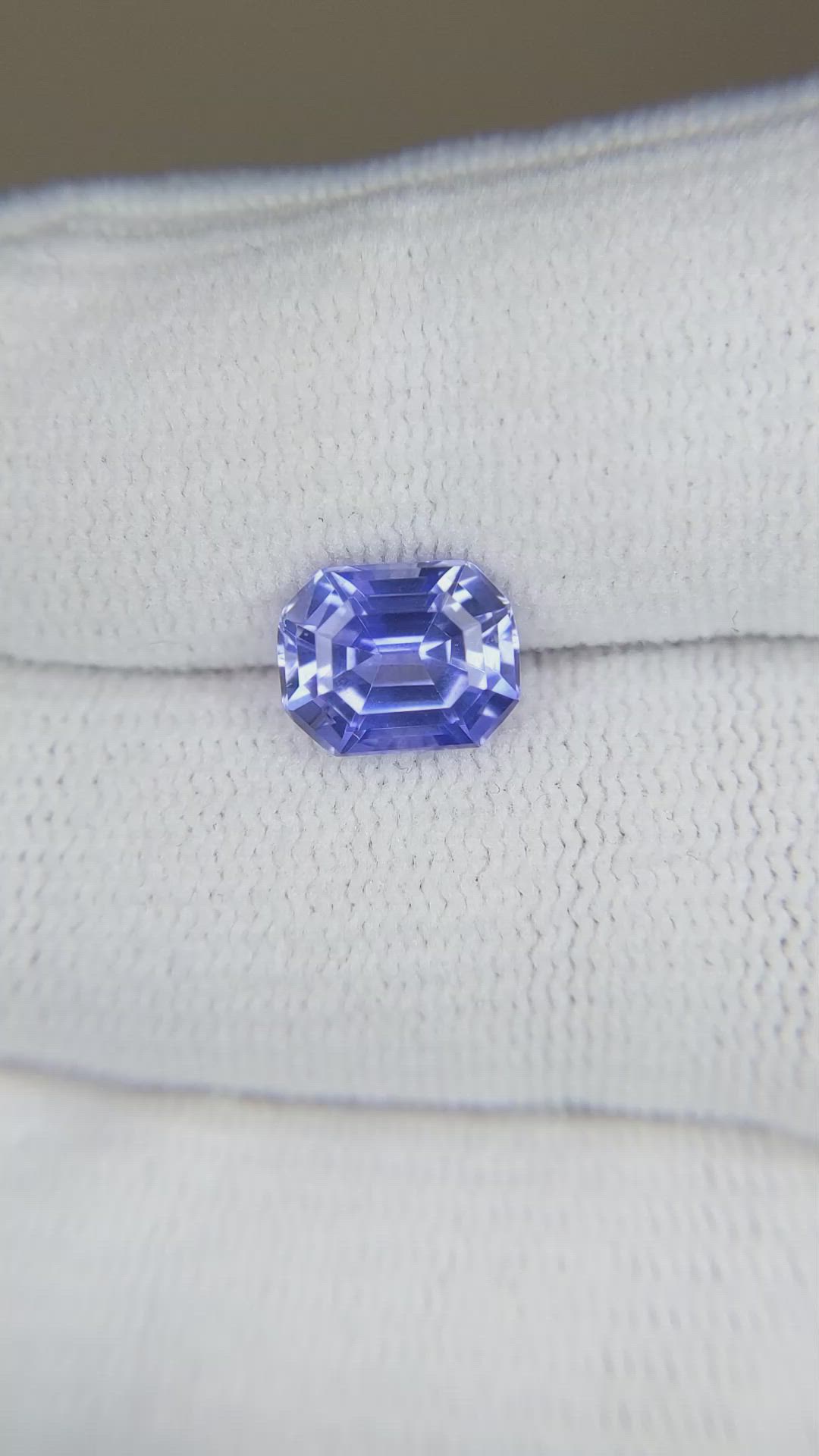 2.70 Ct. Violet Sapphire from Ceylon (Sri Lanka) Size Video