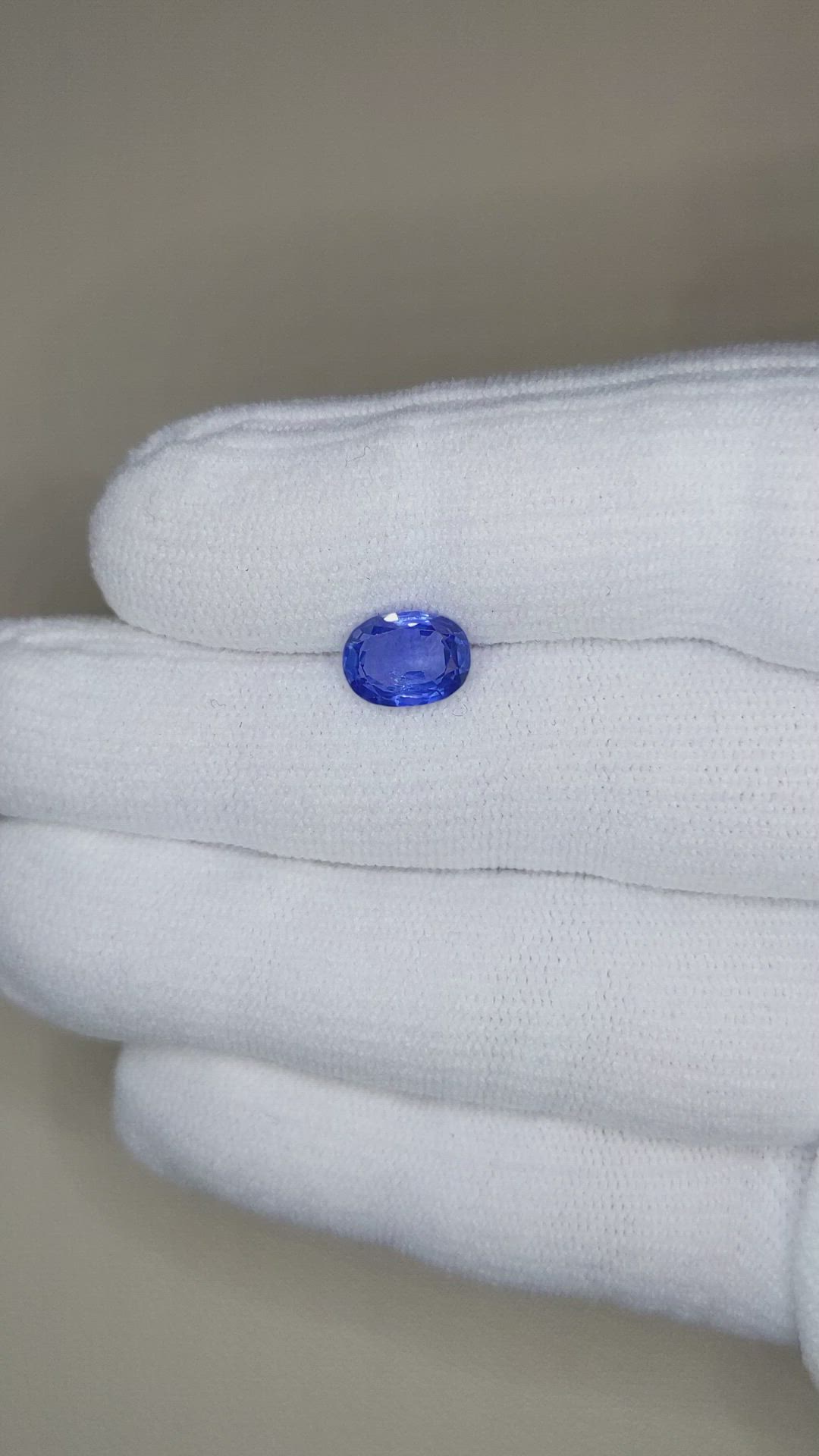 2.30 Ct. Blue Sapphire from Ceylon (Sri Lanka) Size Video