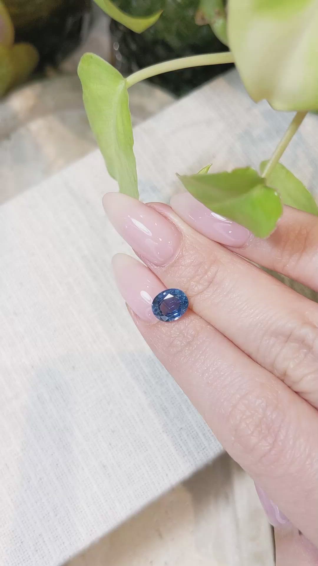 2.10 Ct. Blue Sapphire from Ceylon (Sri Lanka) Size Video