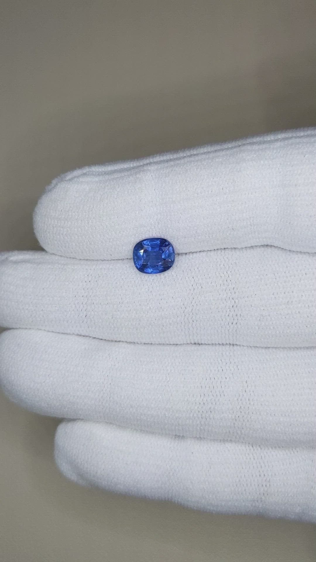 1.68 Ct. Blue Sapphire from Ceylon (Sri Lanka) Size Video