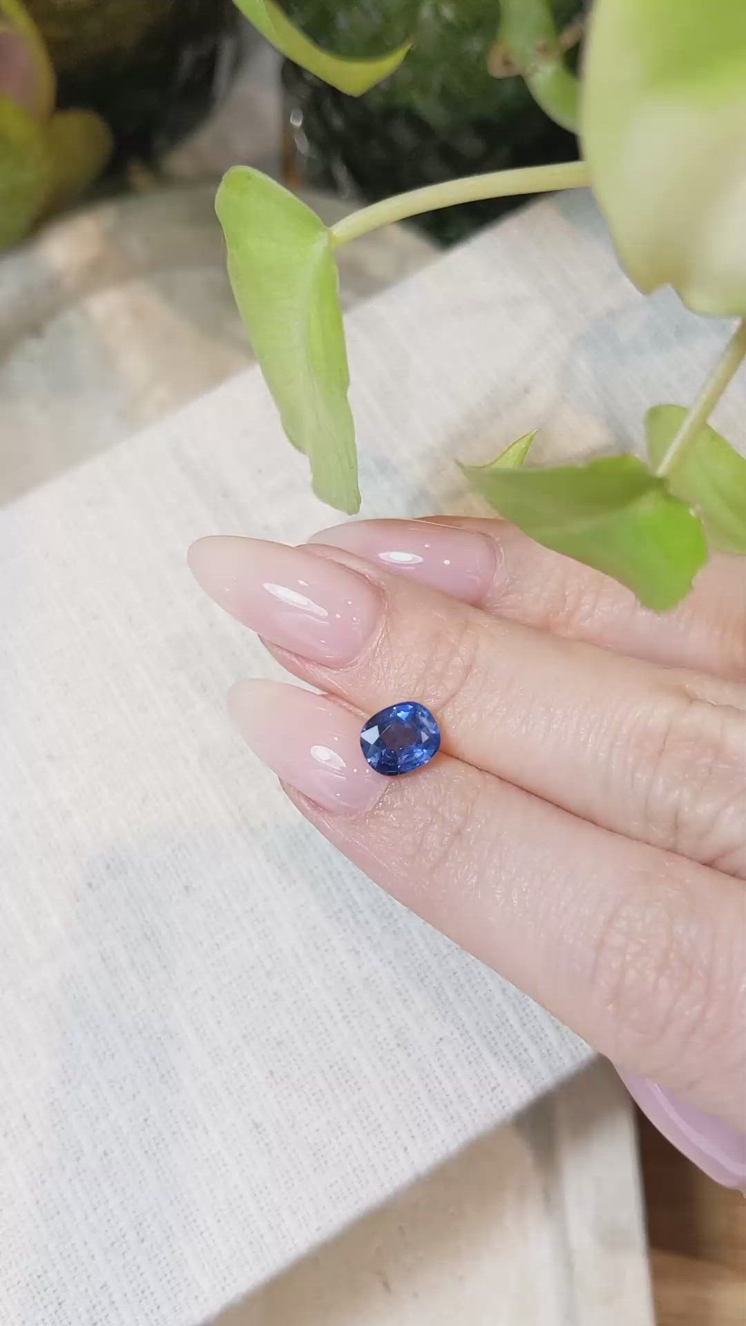 1.68 Ct. Blue Sapphire from Ceylon (Sri Lanka) Size Video