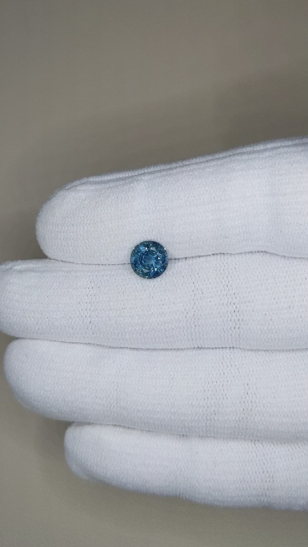 1.73 Ct. Blue Sapphire from Ceylon (Sri Lanka) Size Video
