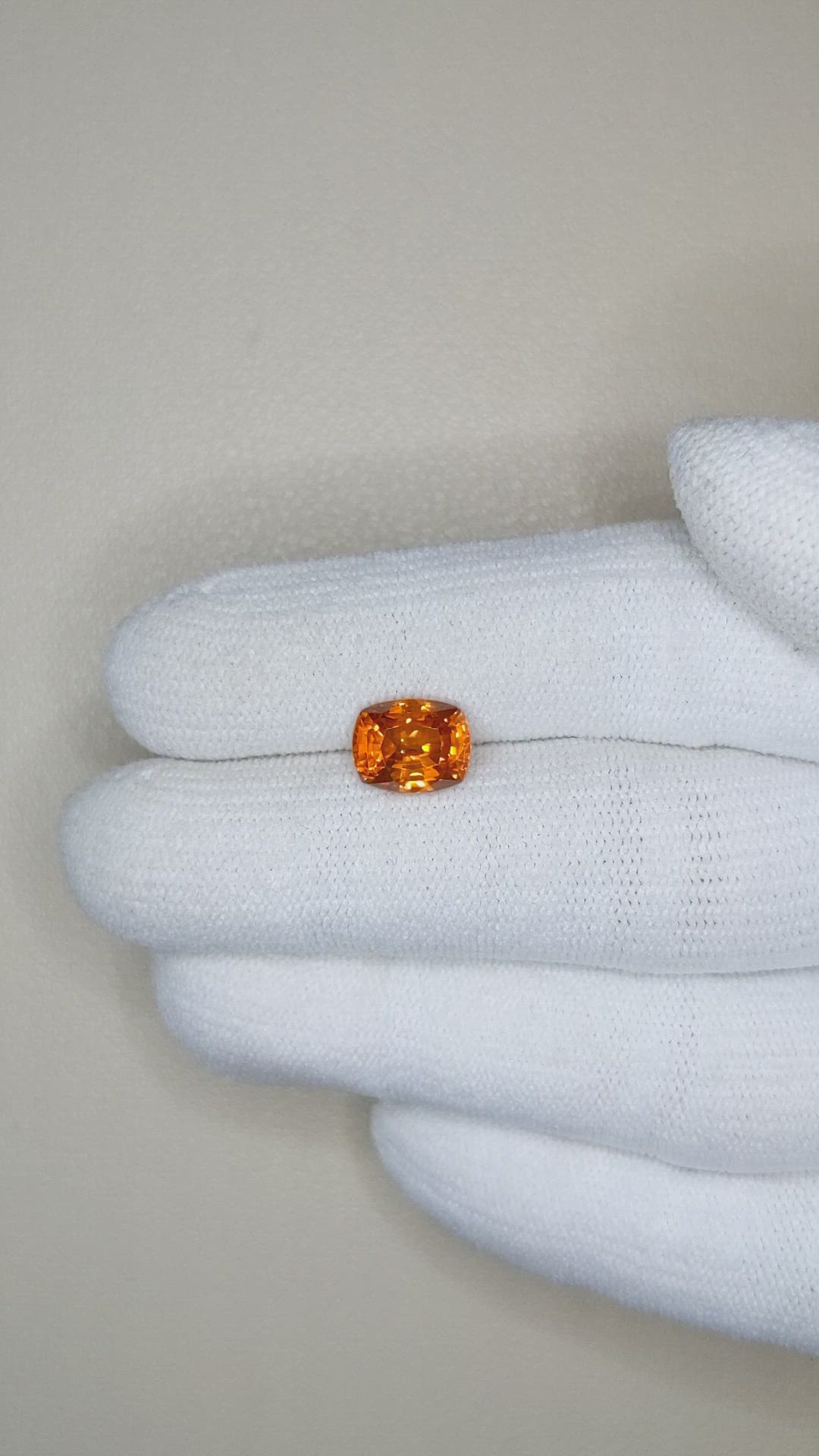 2.68 Ct. Orange Sapphire from Ceylon (Sri Lanka) Size Video