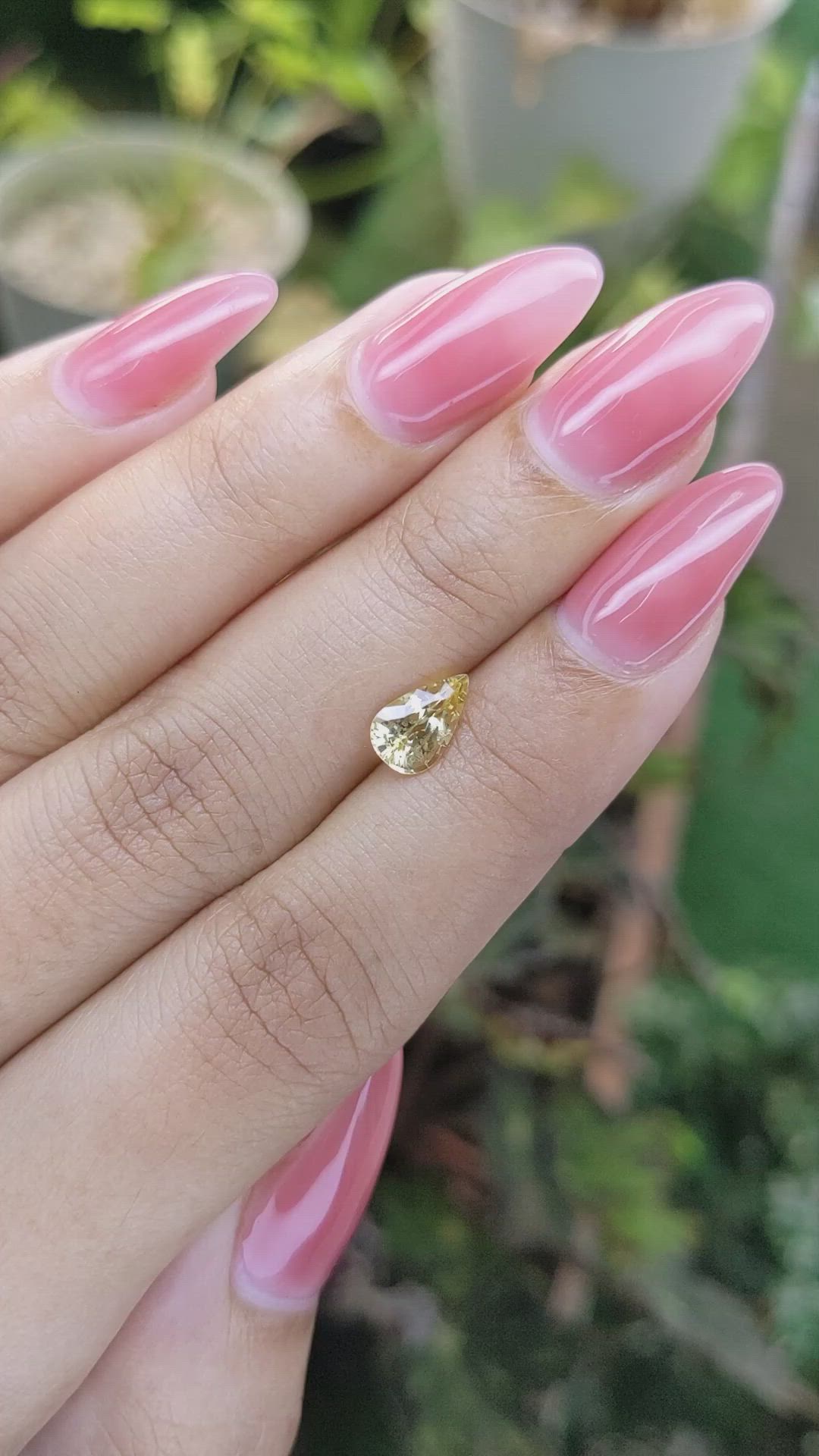 1.12 Ct. Yellow Sapphire from Ceylon (Sri Lanka) Size Video