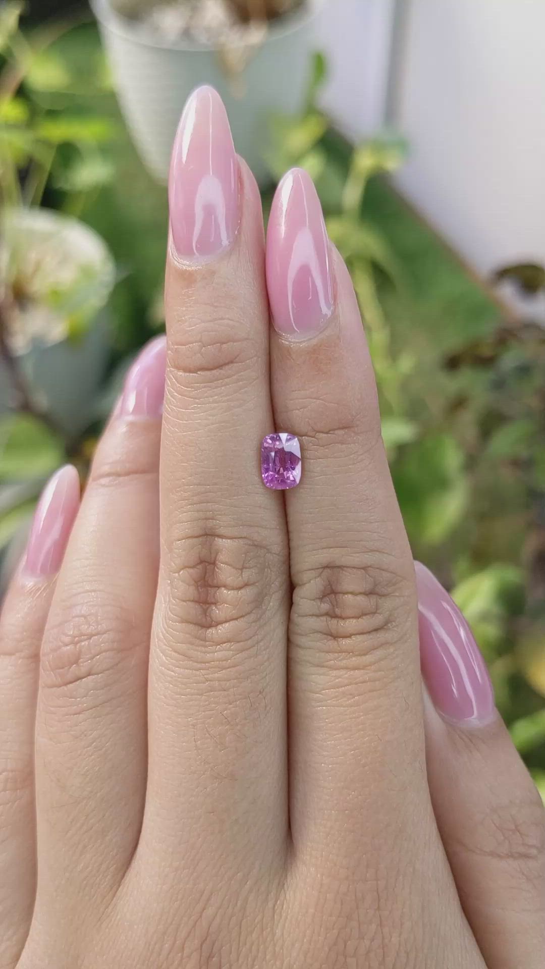 1.14 Ct. Pinkish Purple Sapphire from Ceylon (Sri Lanka) Size Video