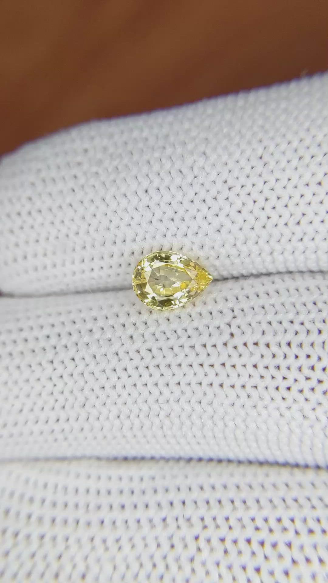 1.05 Ct. Yellow Sapphire from Ceylon (Sri Lanka) Size Video