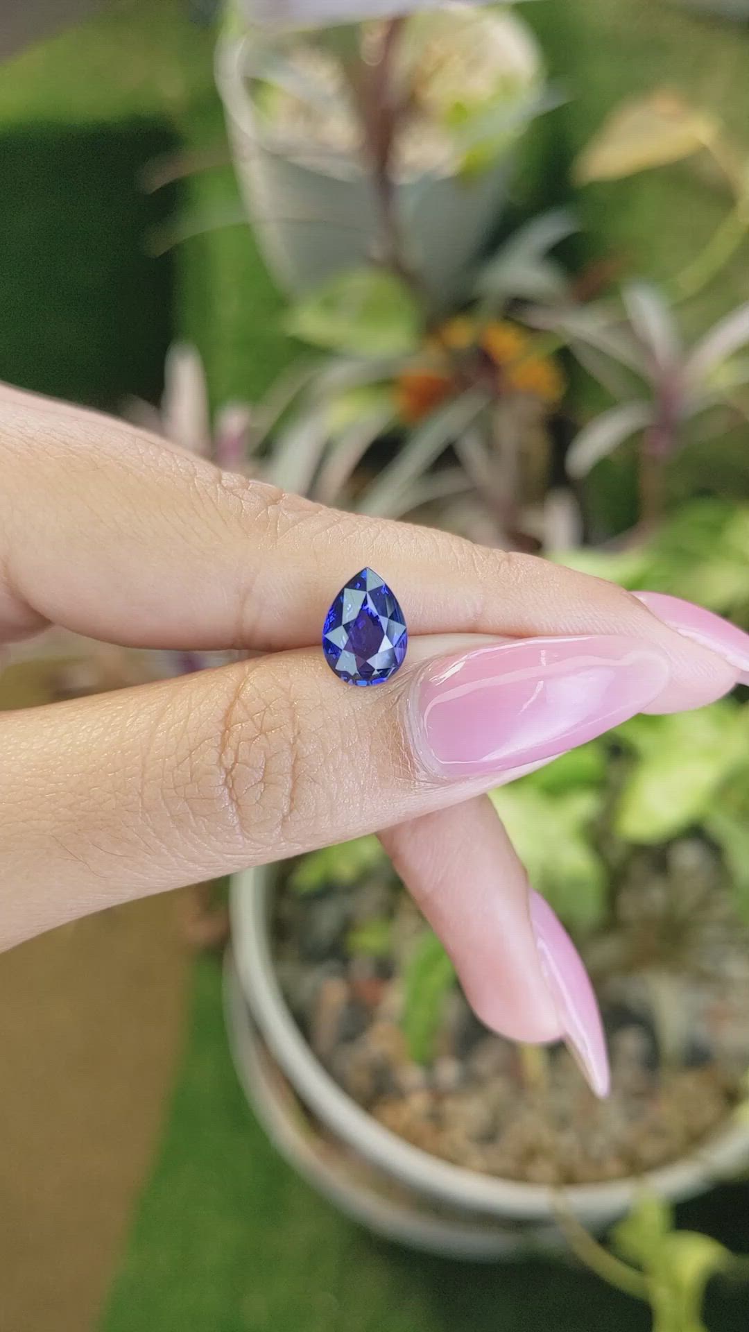 2.52 Ct. Blue Sapphire from Ceylon (Sri Lanka) Size Video