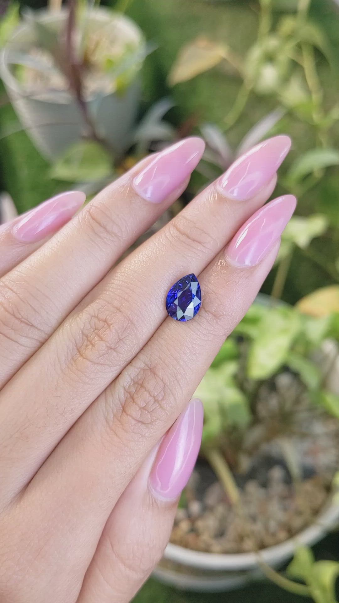 2.52 Ct. Blue Sapphire from Ceylon (Sri Lanka) Size Video