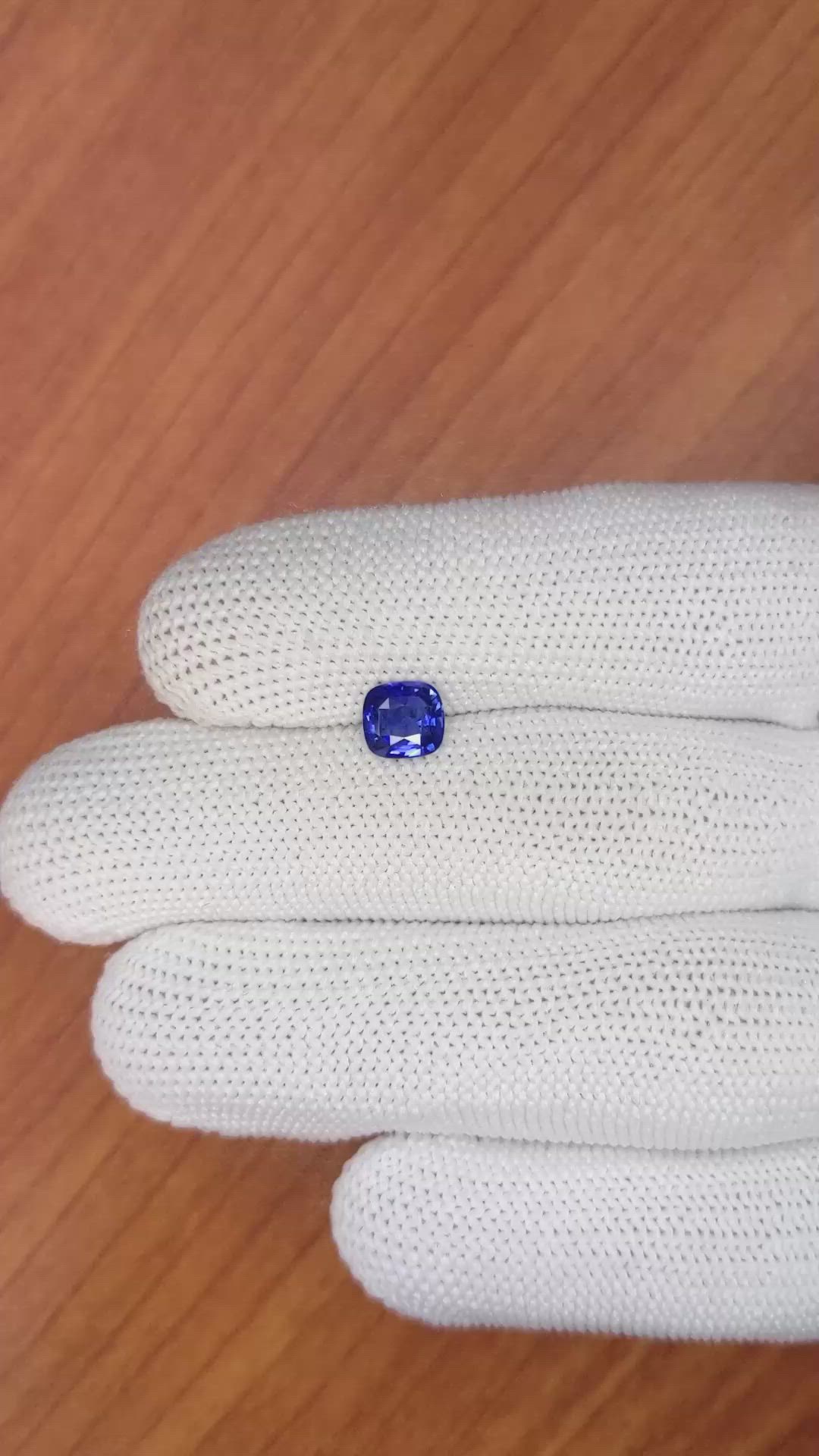 1.13 Ct. Blue Sapphire from Ceylon (Sri Lanka) Size Video