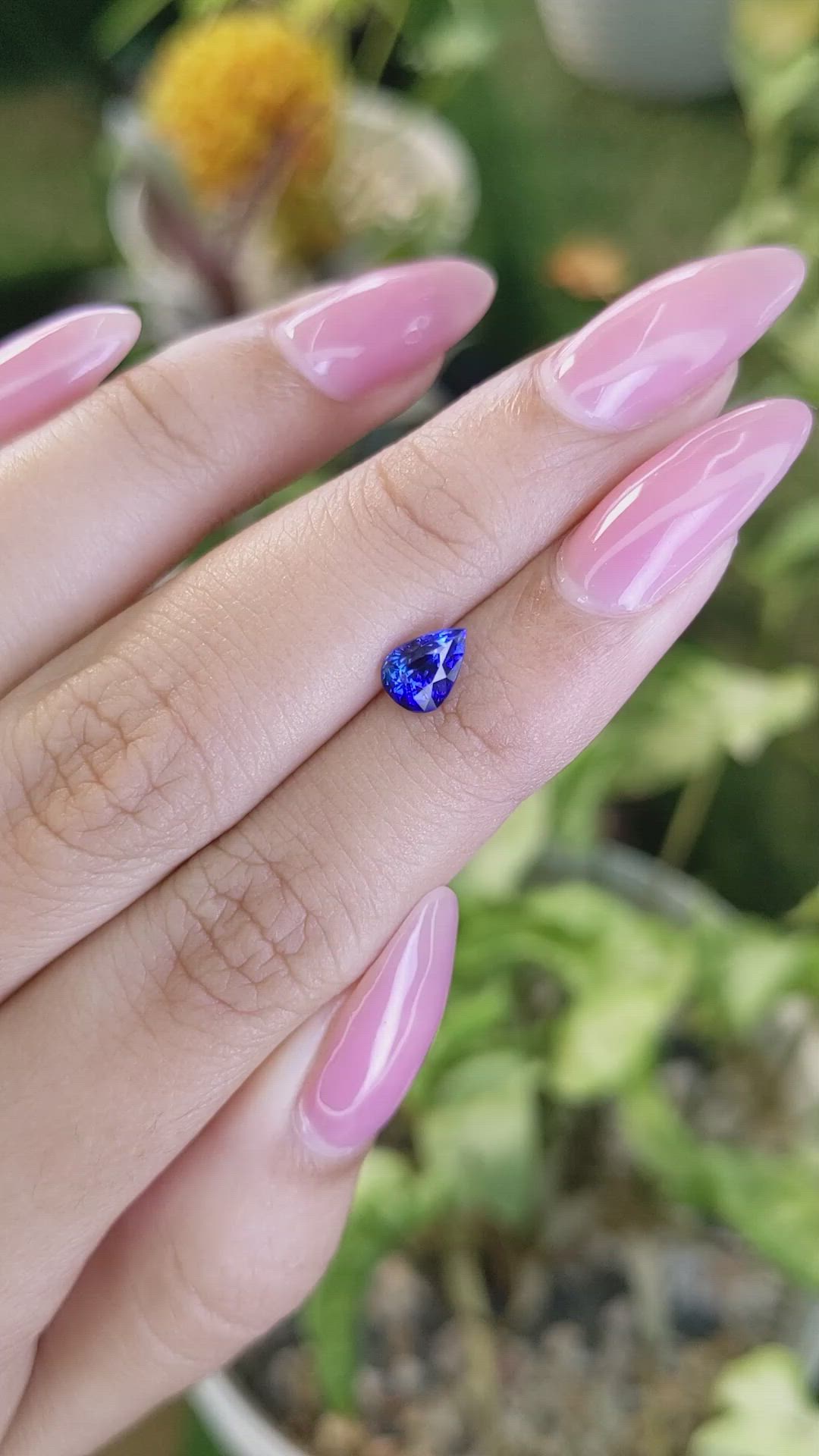 0.93 Ct. Blue Sapphire from Ceylon (Sri Lanka) Size Video