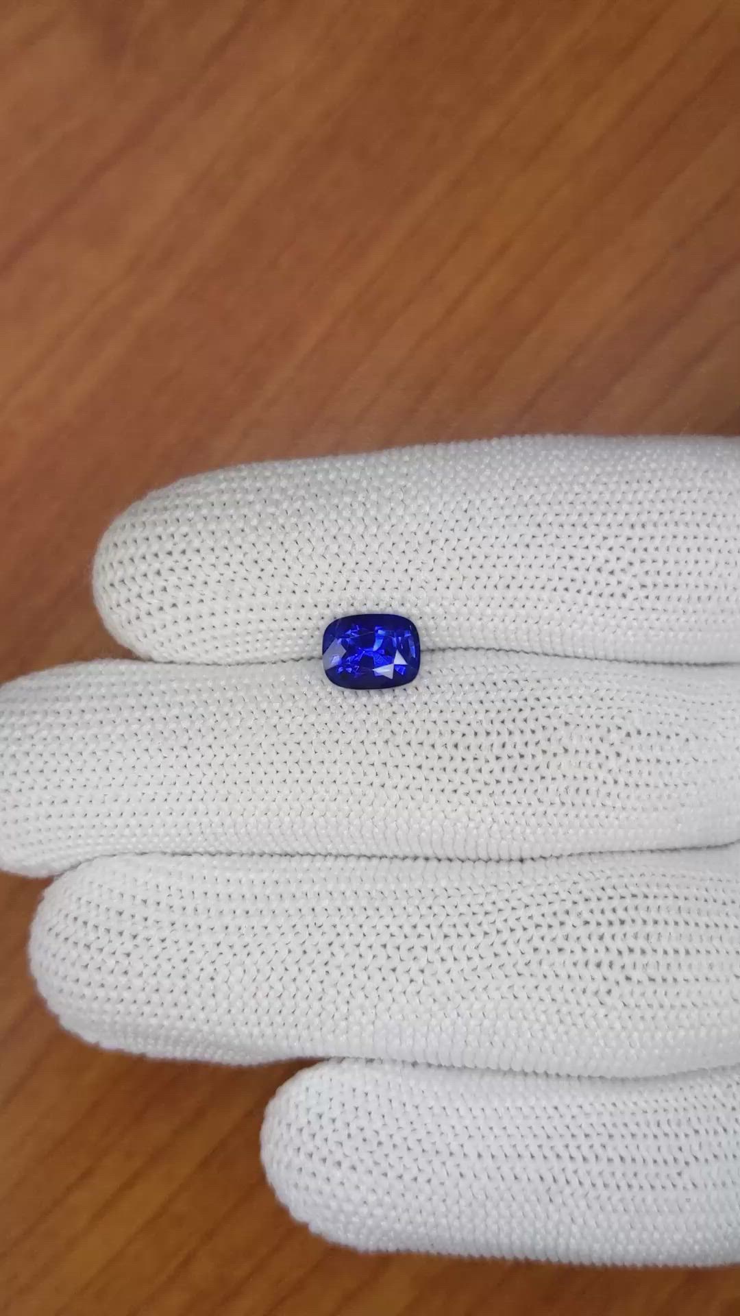 2.13 Ct. Blue Sapphire from Ceylon (Sri Lanka) Size Video