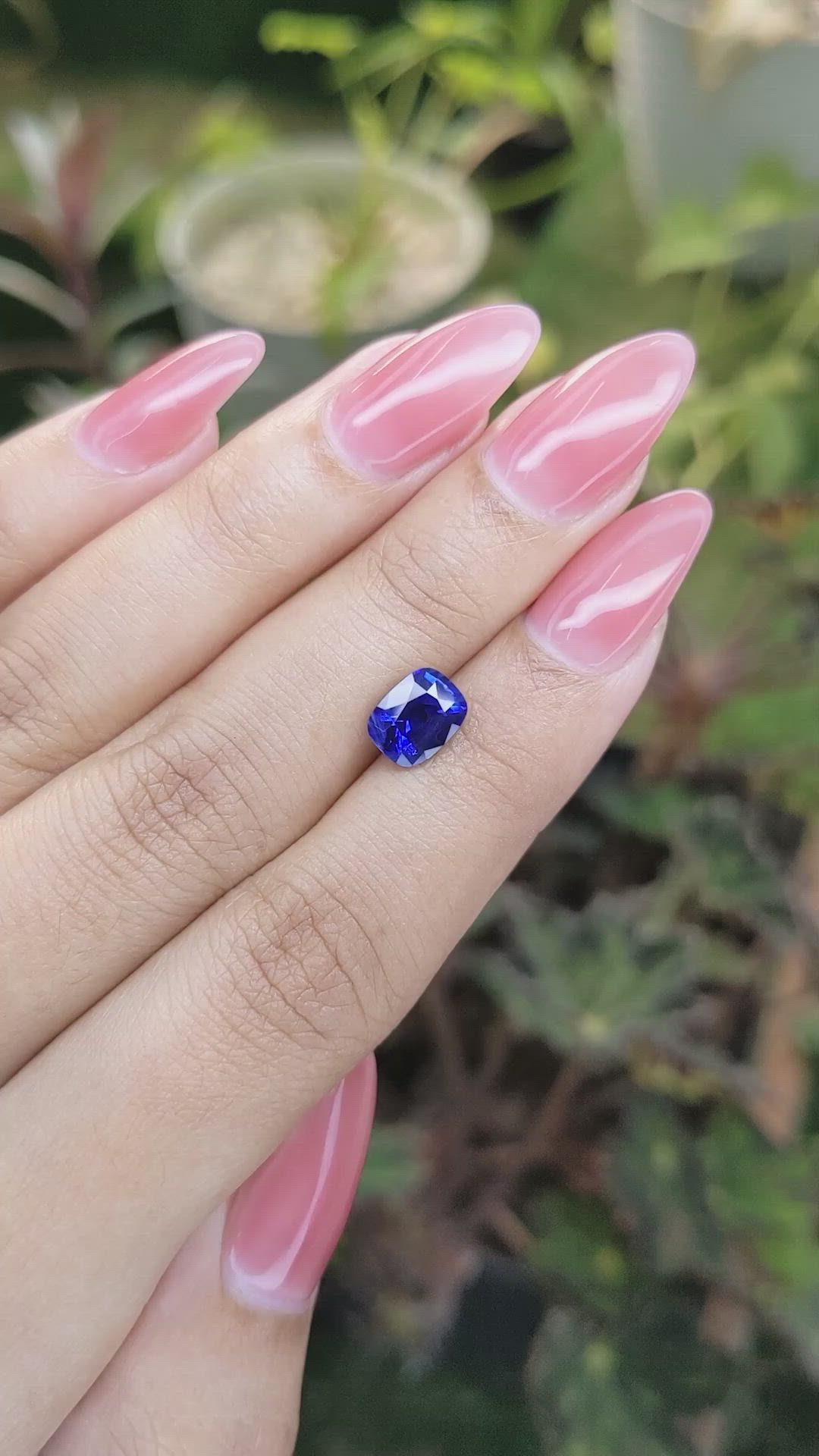 2.13 Ct. Blue Sapphire from Ceylon (Sri Lanka) Size Video