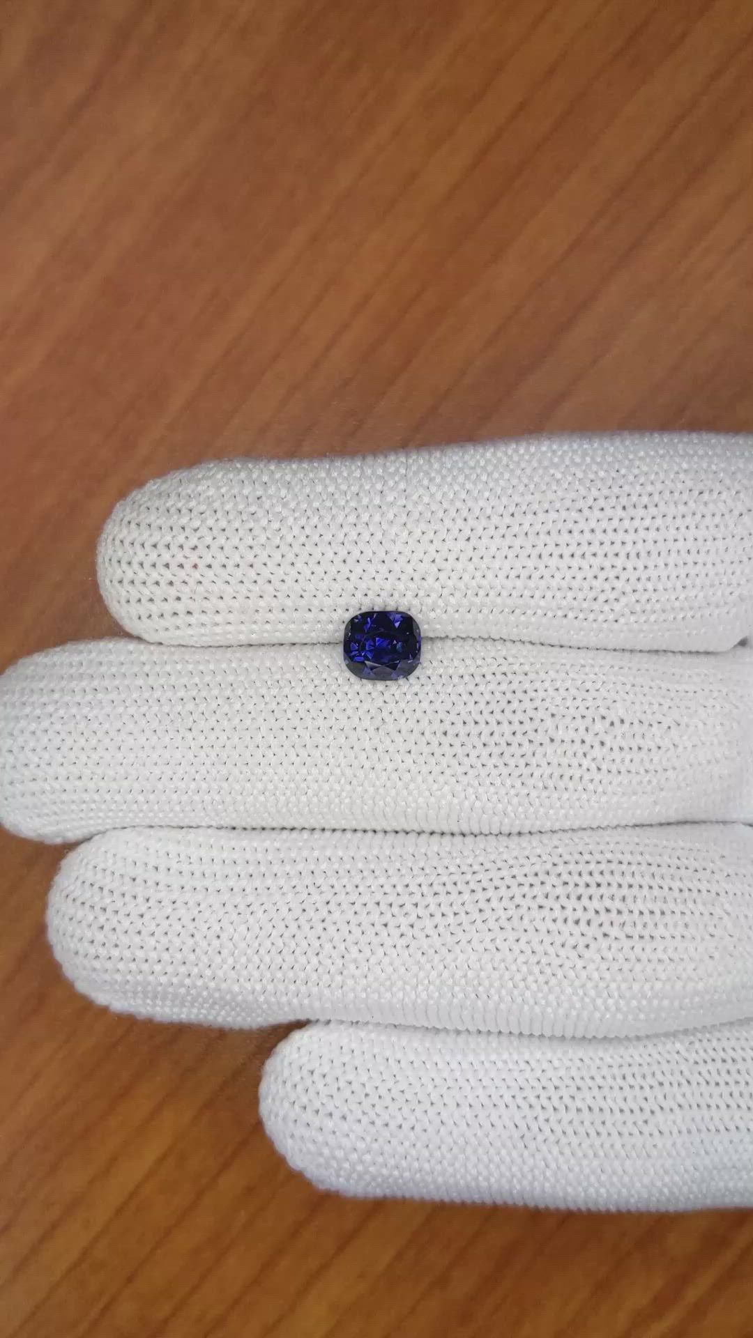 1.40 Ct. Blue Sapphire from Ceylon (Sri Lanka) Size Video