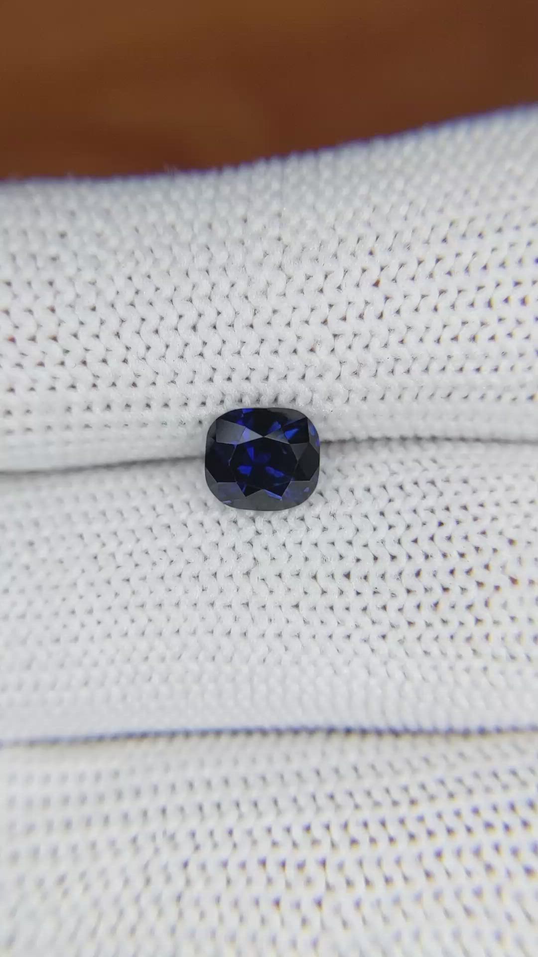 1.40 Ct. Blue Sapphire from Ceylon (Sri Lanka) Size Video