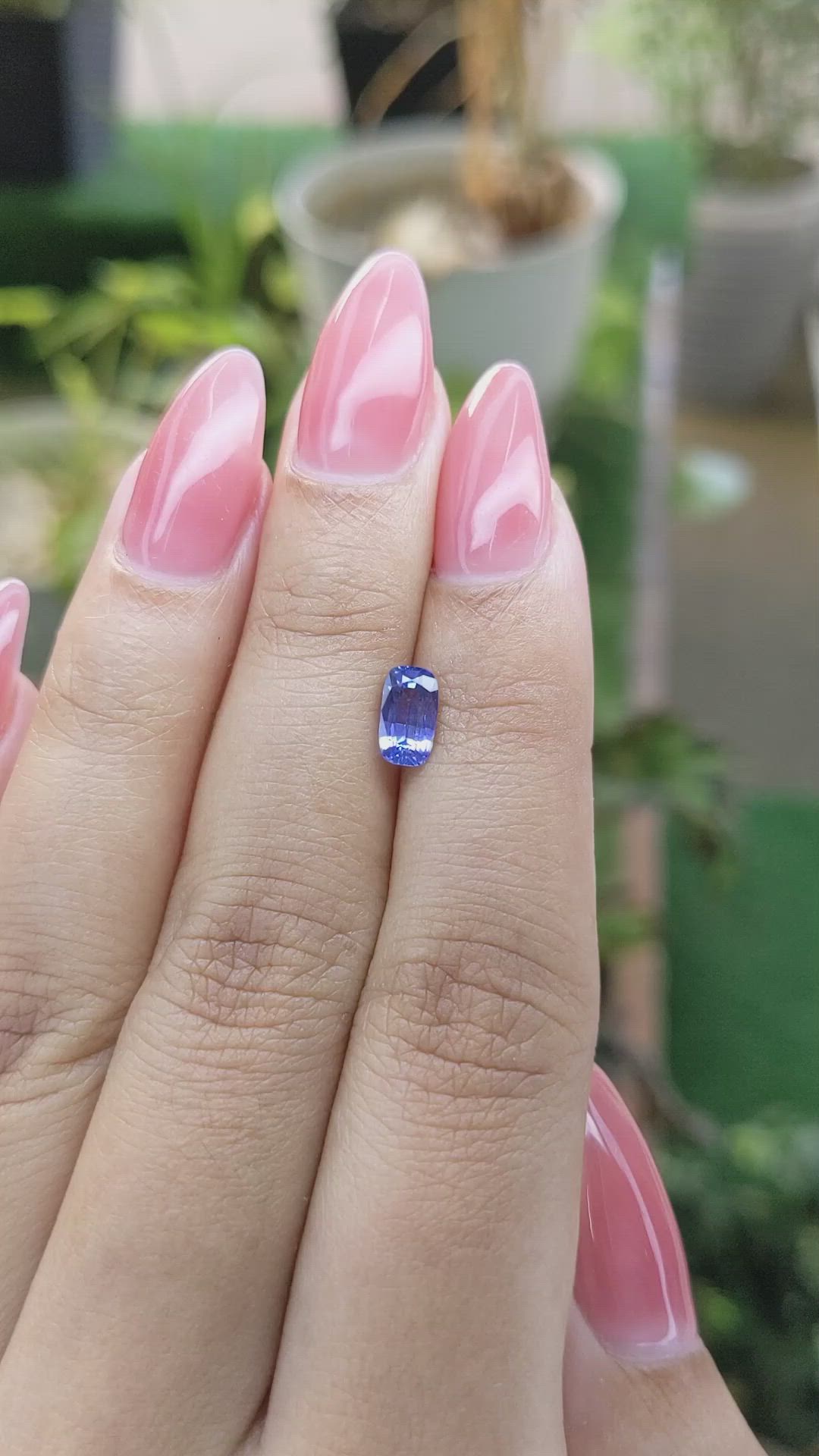 1.03 Ct. Blue Sapphire from Ceylon (Sri Lanka) Size Video