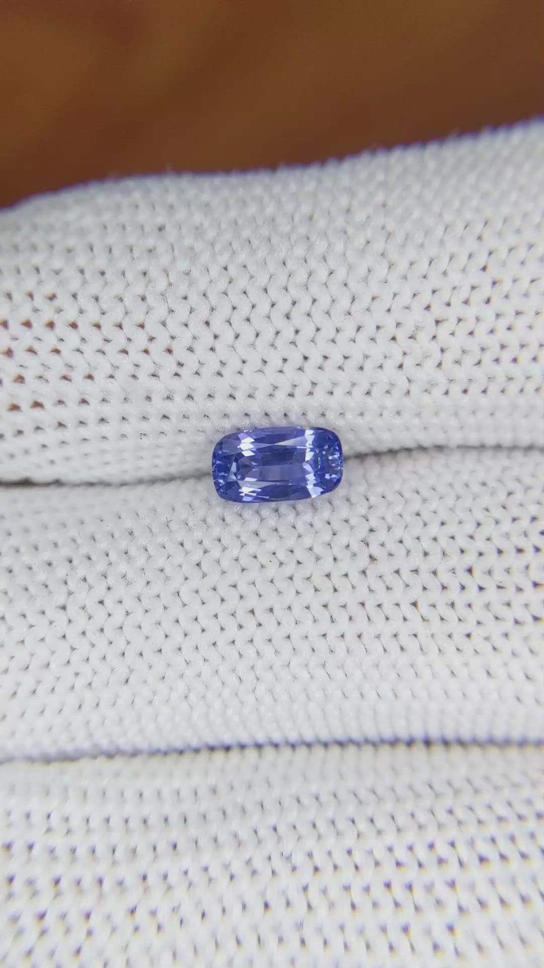 1.03 Ct. Blue Sapphire from Ceylon (Sri Lanka) Size Video