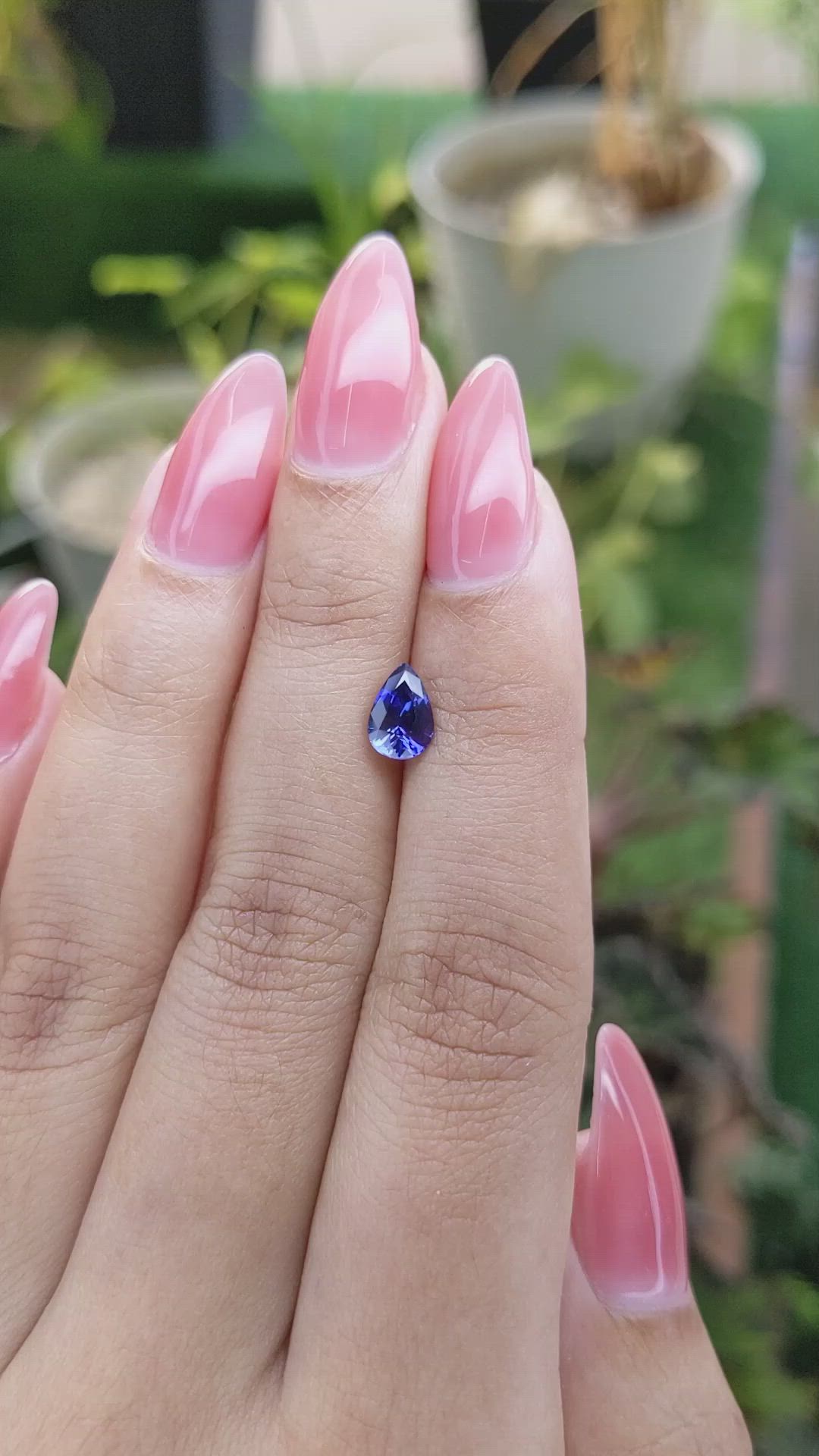 1.03 Ct. Blue Sapphire from Ceylon (Sri Lanka) Size Video