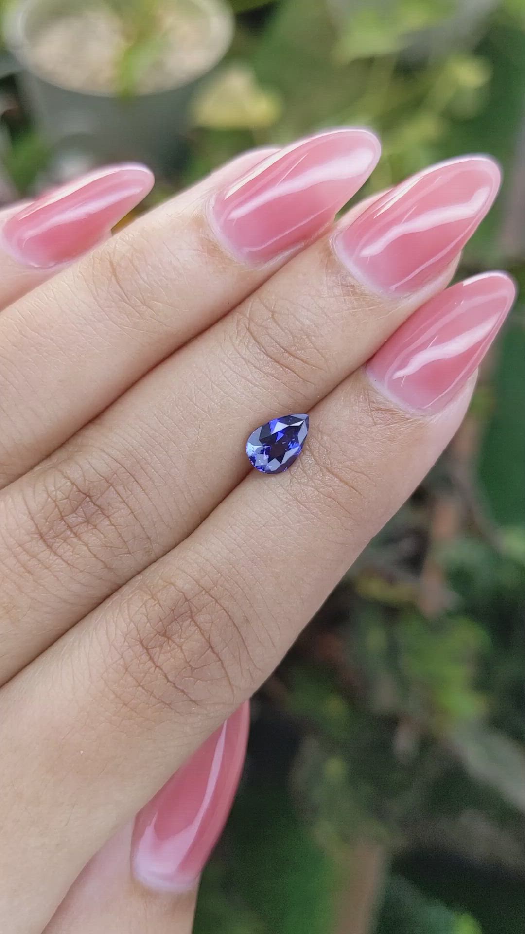 1.03 Ct. Blue Sapphire from Ceylon (Sri Lanka) Size Video