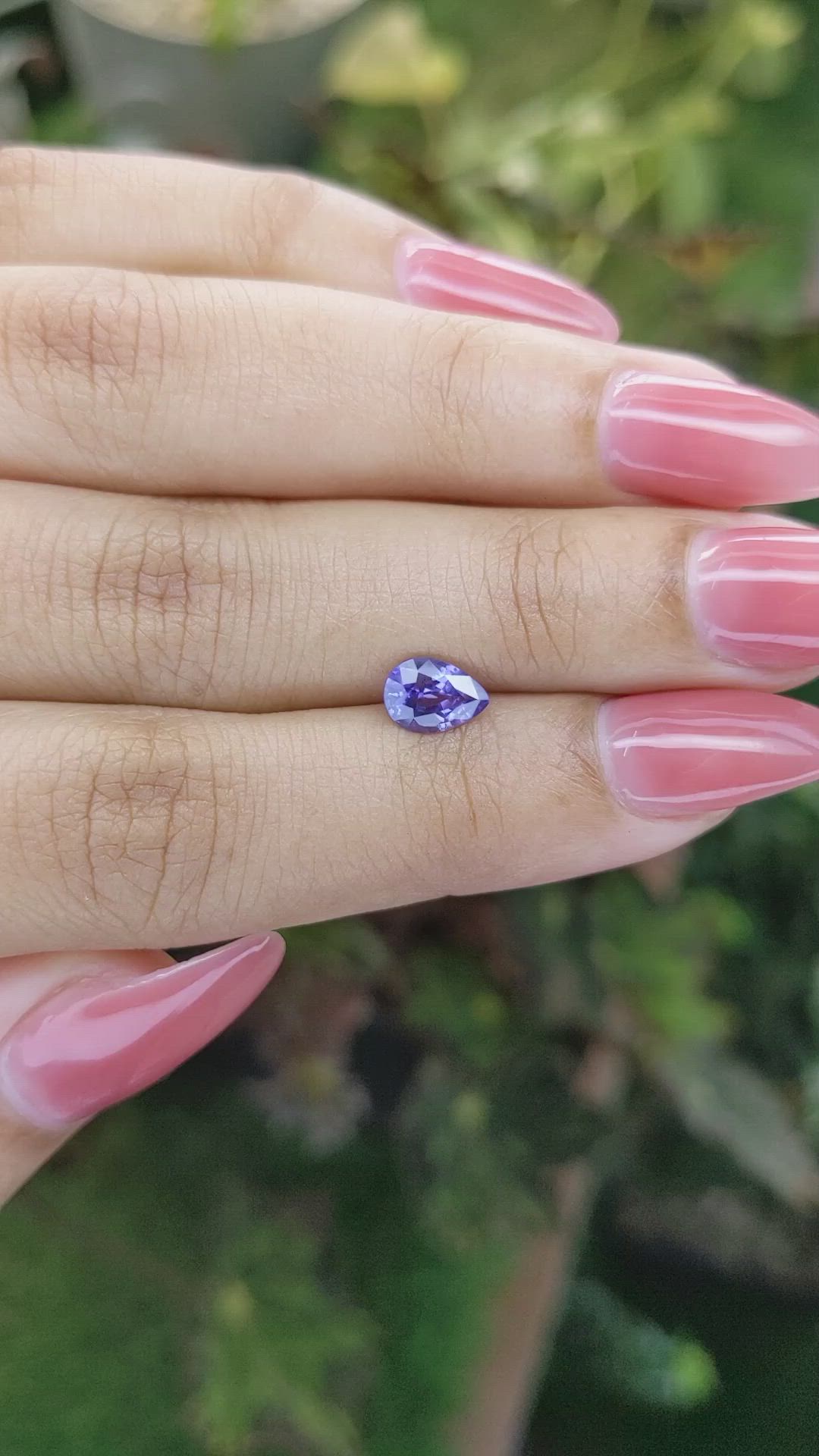 0.90 Ct. Purple Sapphire from Ceylon (Sri Lanka) Size Video
