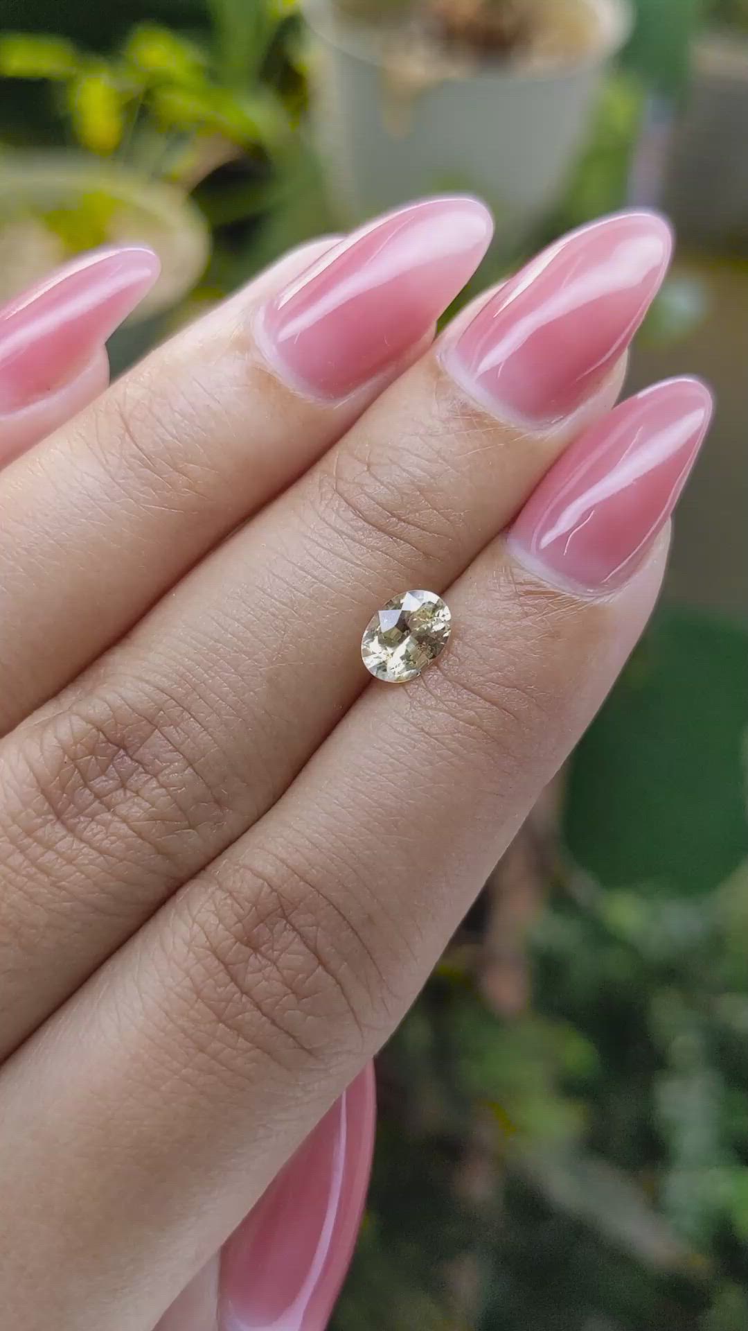 0.90 Ct. Yellow Sapphire from Ceylon (Sri Lanka) Size Video