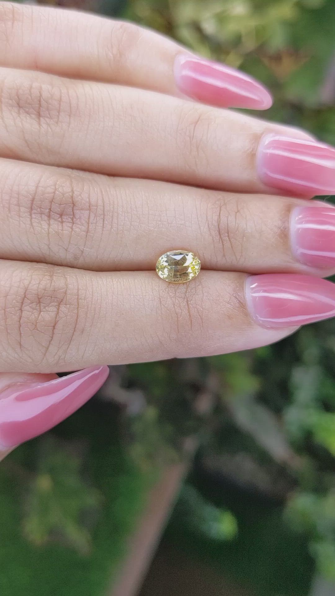 1.12 Ct. Yellow Sapphire from Ceylon (Sri Lanka) Size Video